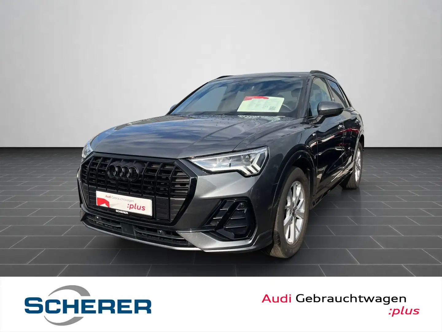 Audi Q3 35 TFSI S line S tro. AHK/Navi/Kamera/uvm. Grau - 1