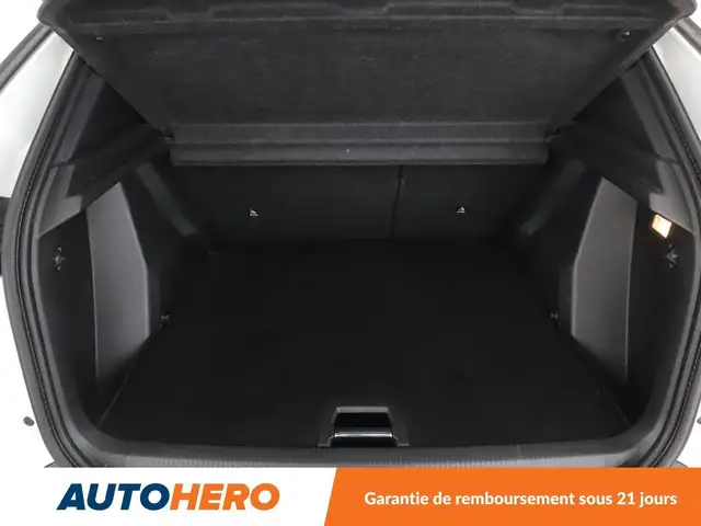 Peugeot 2008 view 17