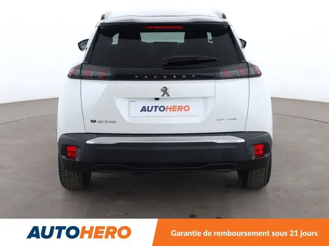 Peugeot 2008 view 5
