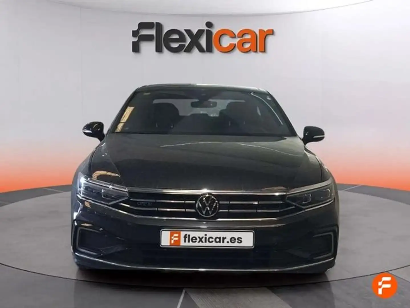 Volkswagen Passat GTE 1.4 TSI e-Power Gris - 2