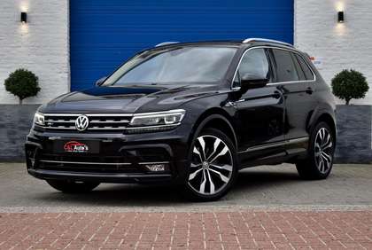 Volkswagen Tiguan 2.0 TSI 4Motion Highline R-Line | Pano | ACC | Tre