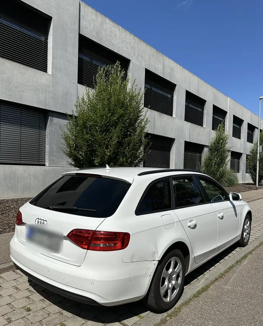 Audi A4 Avant 2.0 TDI DPF Ambiente - 2