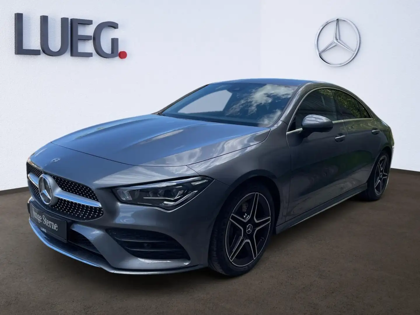 Mercedes-Benz CLA 220 4Matic AMG+NAVIPREMIUM+SOUND+360°KAMERA Grau - 2