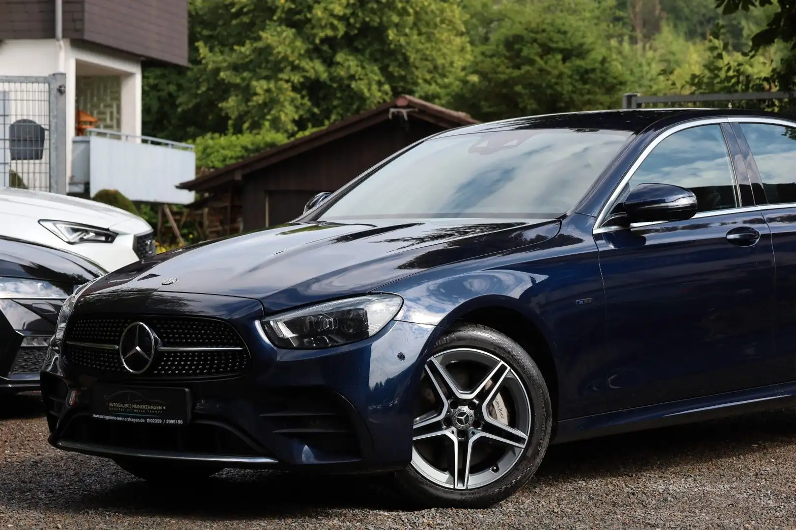 Mercedes-Benz E 300 de 4Matic AMG Line/M-LED/KAM/Distr+/WIDE/MB Blauw - 2