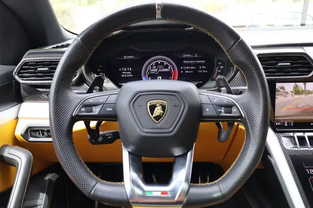 Lamborghini Urus view 14