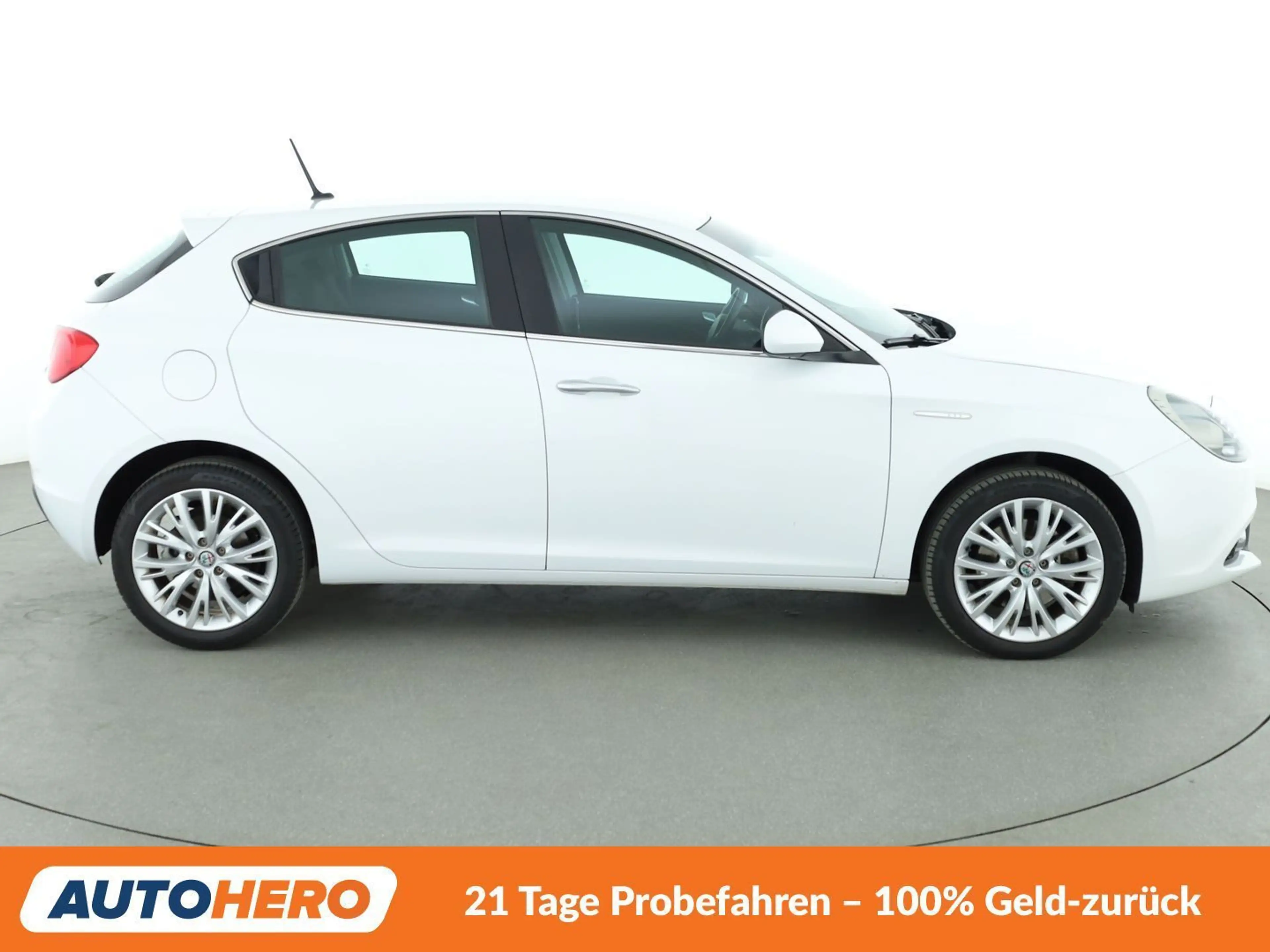 Alfa Romeo Giulietta 1.4 Turbo Super*NAVI*TEMPO*PDC*SHZ* — photo 7