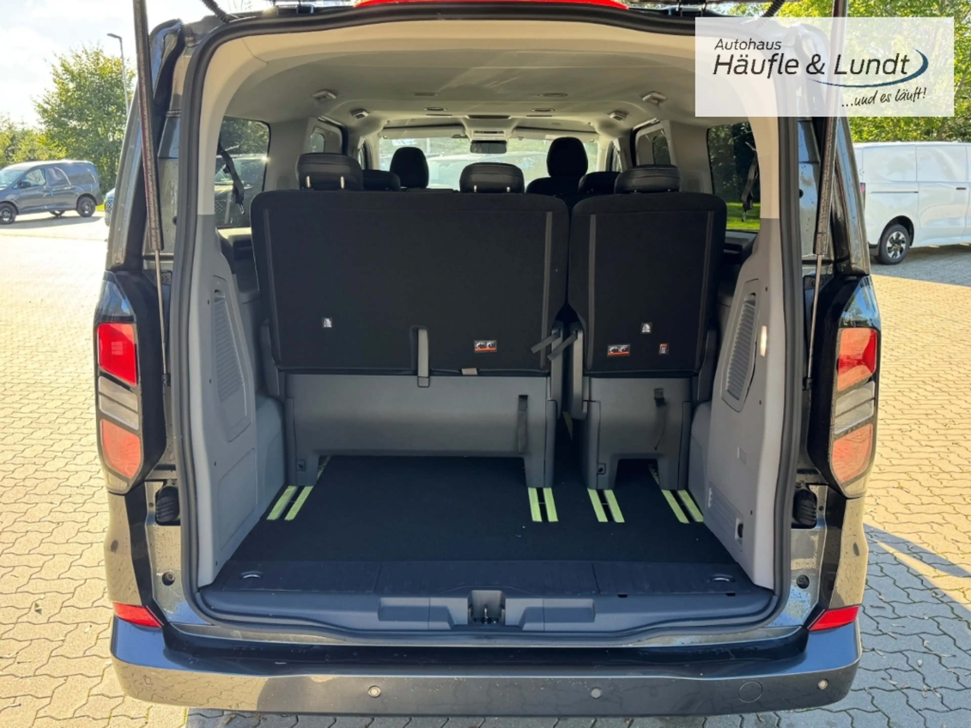 Ford Tourneo Custom 320 L2 Titanium 170 PS Automatik -Standheizung-GJR — photo 5