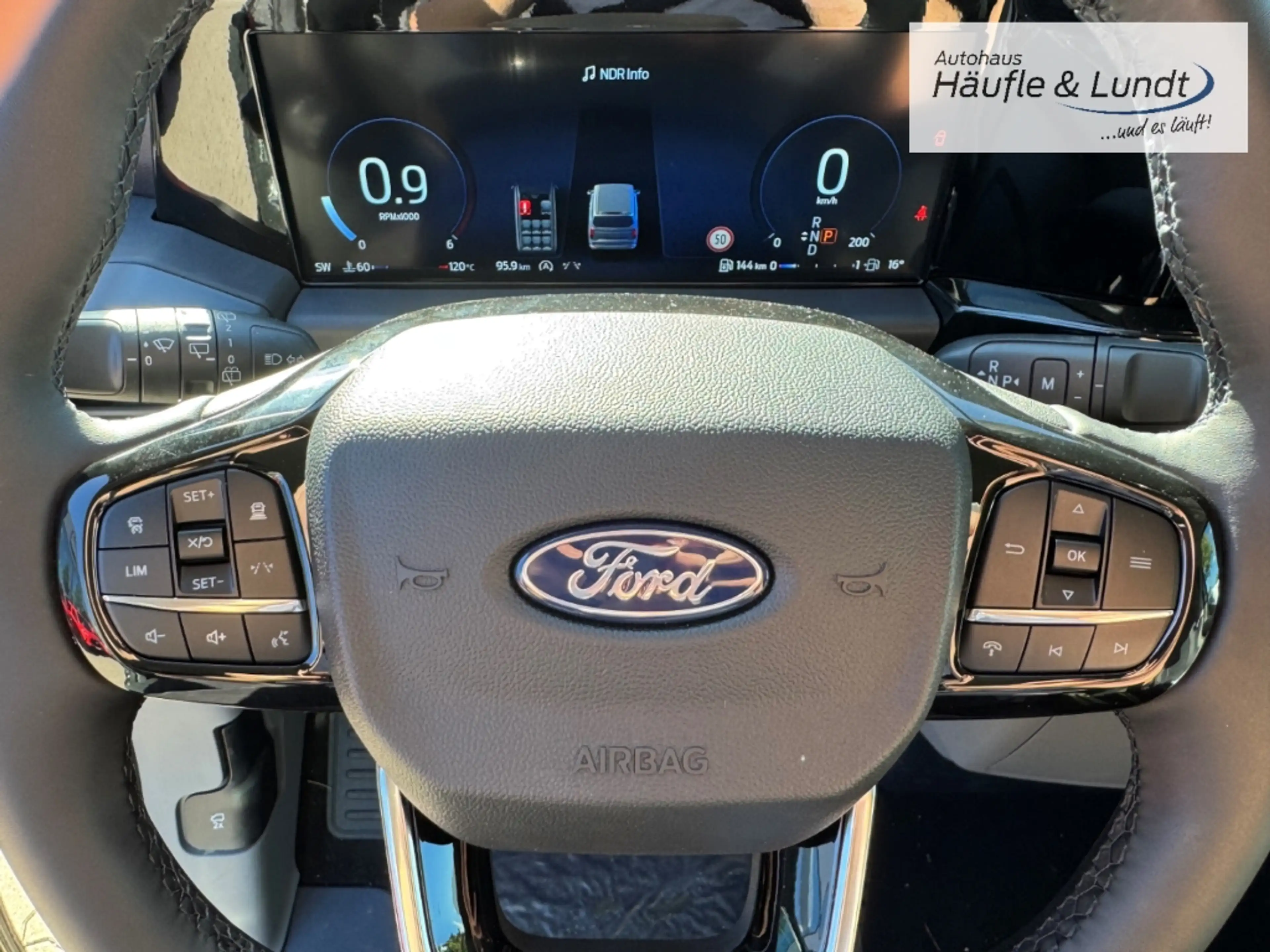 Ford Tourneo Custom 320 L2 Titanium 170 PS Automatik -Standheizung-GJR — photo 10