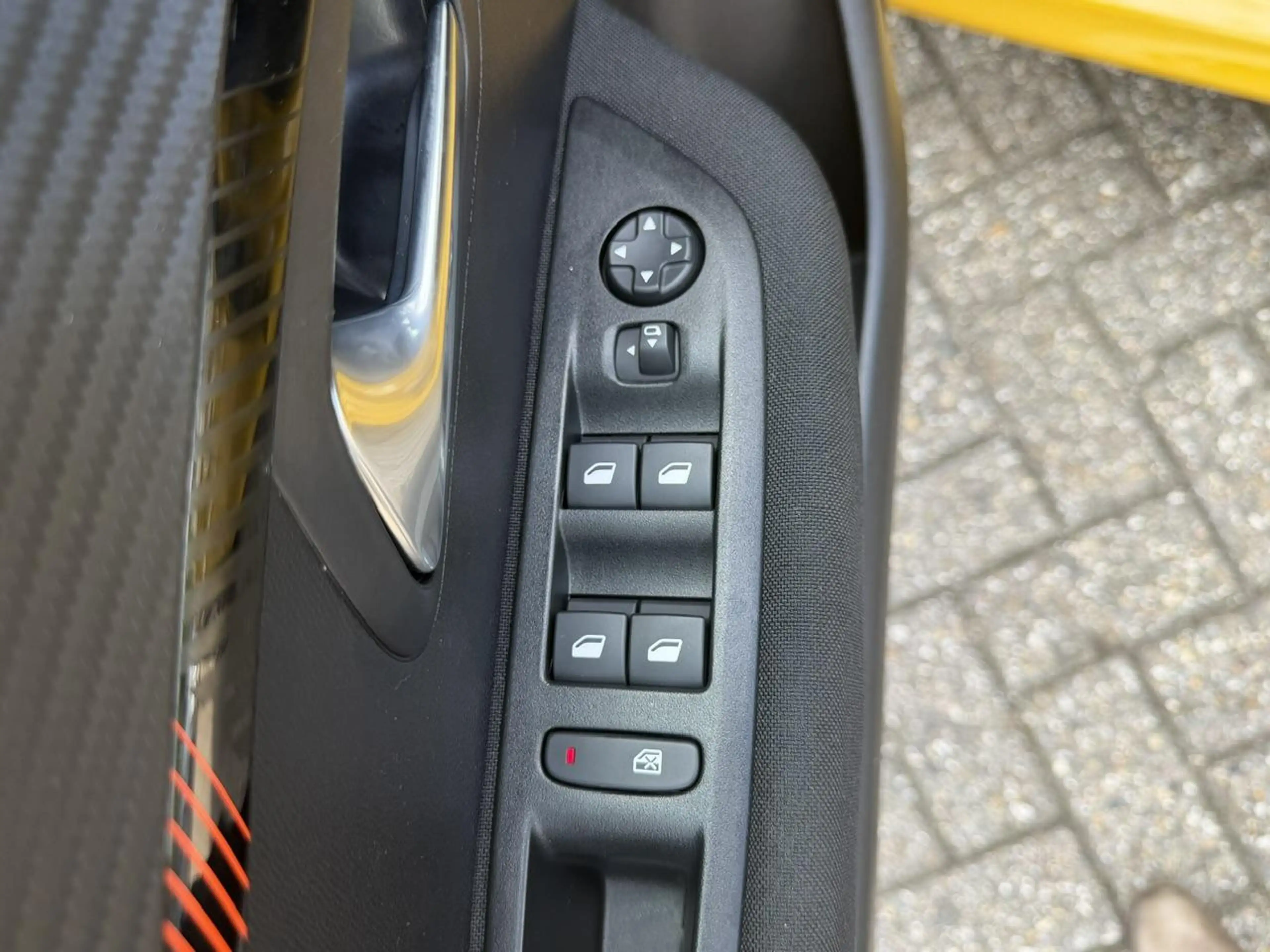 Peugeot e-208 EV Active Pack 50 kWh Navigatie | Cruise control | — photo 27