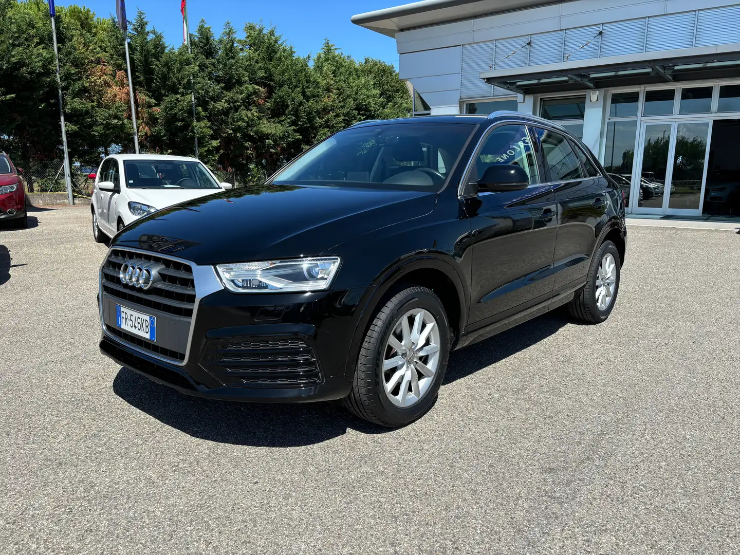 Audi Q3 Q3  1.4 TFSI Business - 2018 Zwart - 1
