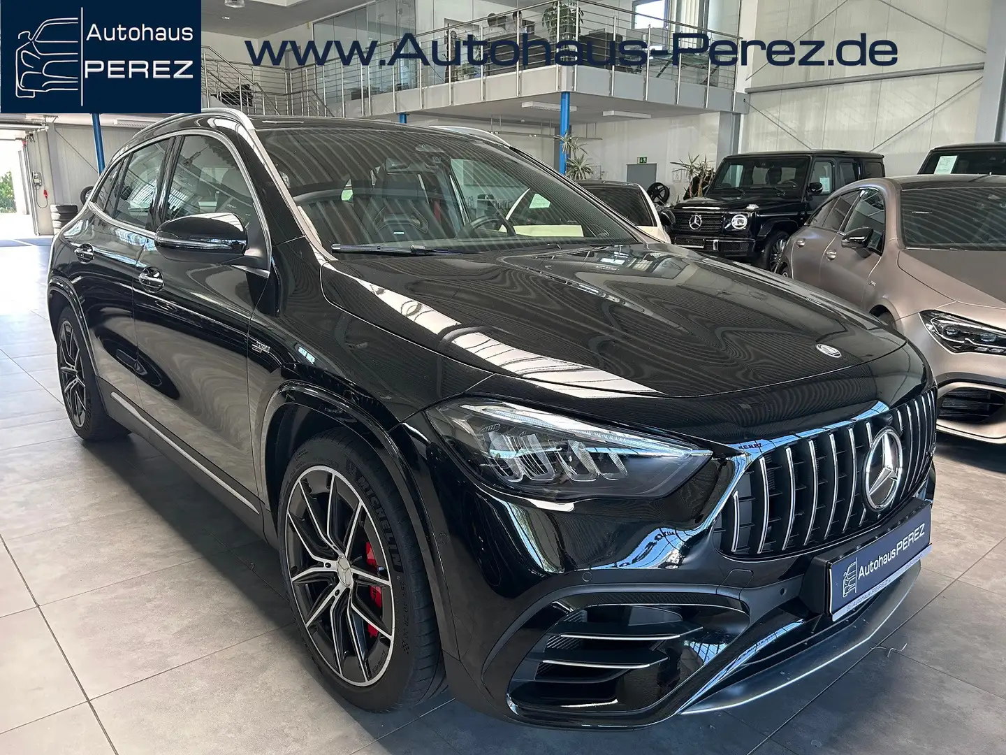 Mercedes-Benz GLA 45 AMG S 4M+ DISTRONIC-AHK-PER.SITZ-PANORAMA Чёрный - 1