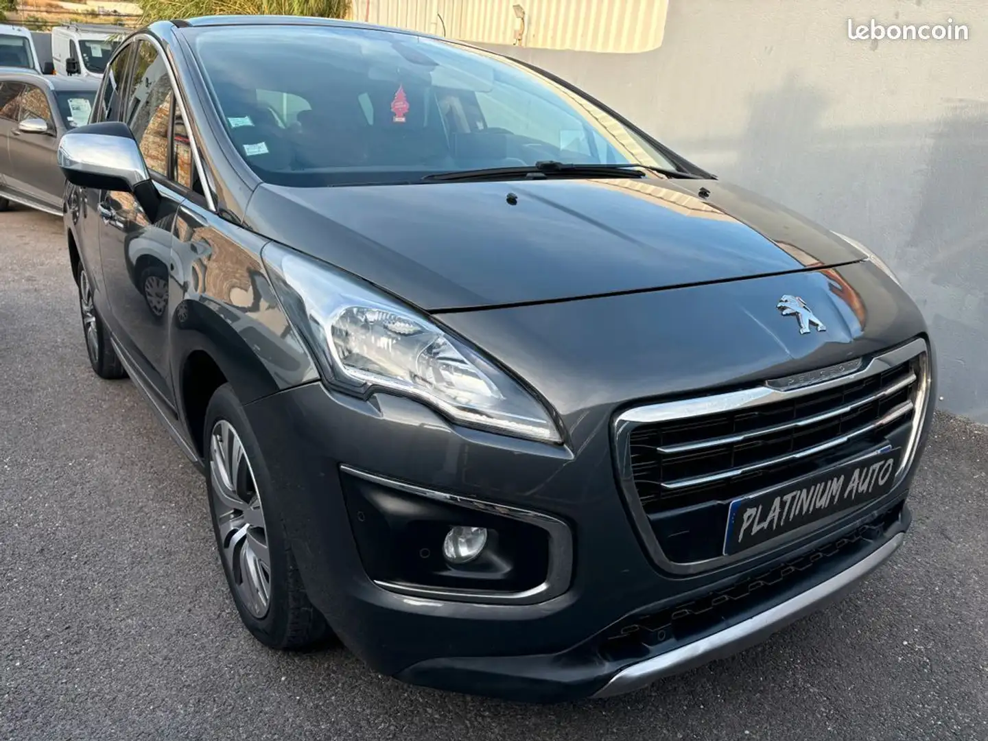 Peugeot 3008 II 1.6 BlueHdi 120 S&S Allure Gris - 1