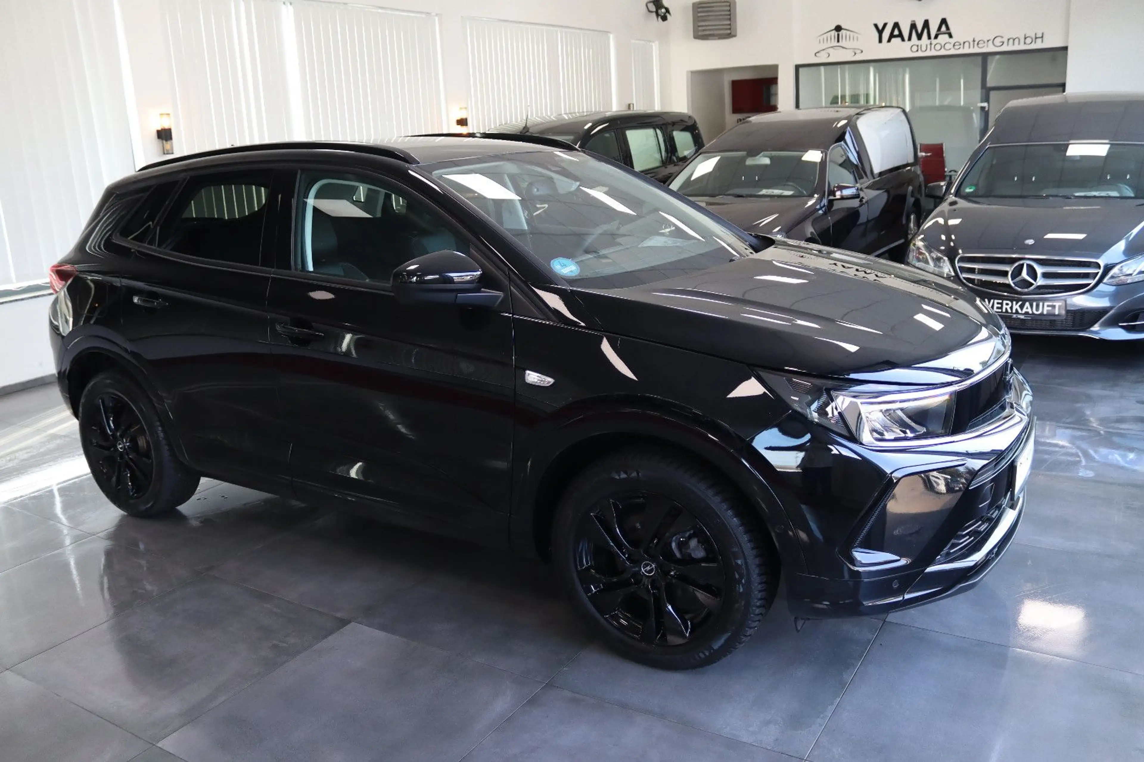 Opel Grandland X Grandland 1.2 Turbo GS Line * 1.HAND * — photo 4
