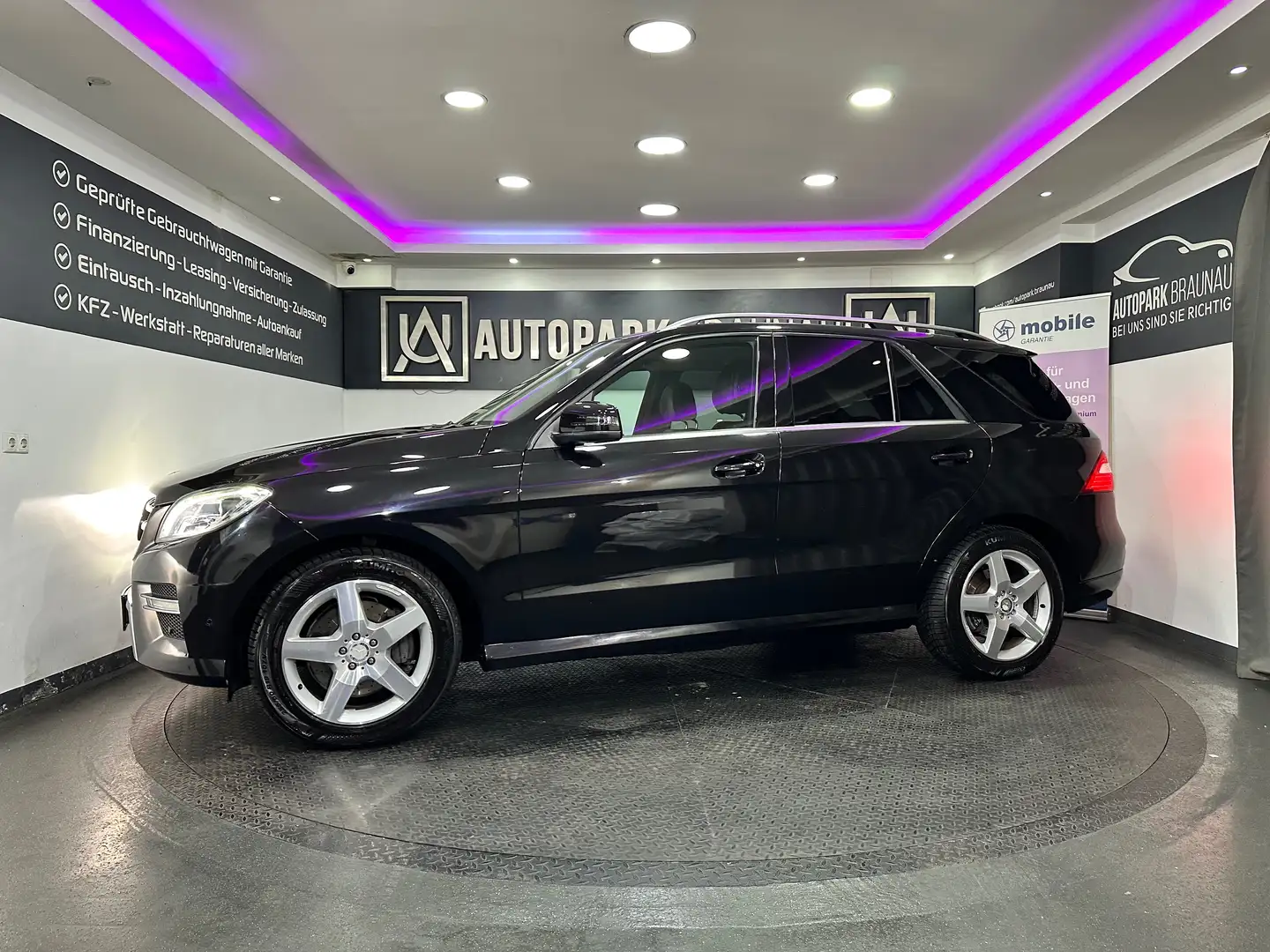 Mercedes-Benz ML 350 CDI BLUETEC 4Matic *AMG-LINE*ACC*AHK* Schwarz - 2