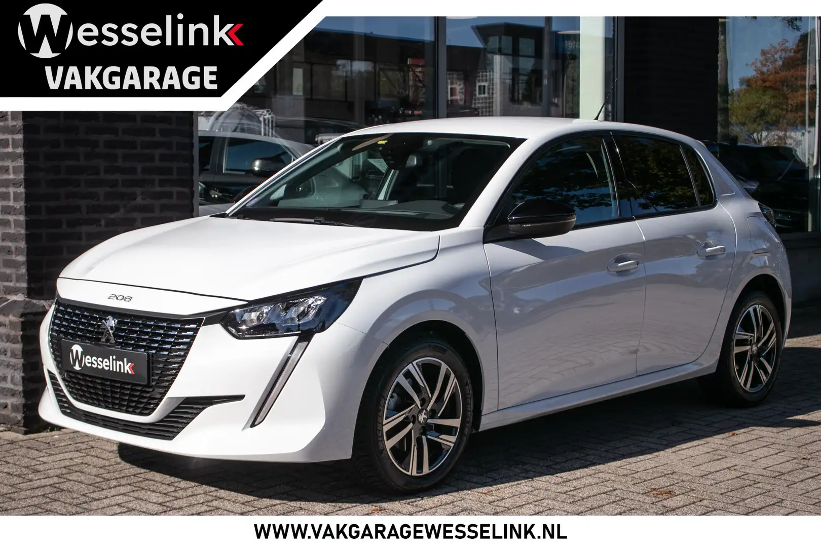 Peugeot 208 1.2 PureTech Automaat Allure - Apple CarPlay / And Blanc - 1