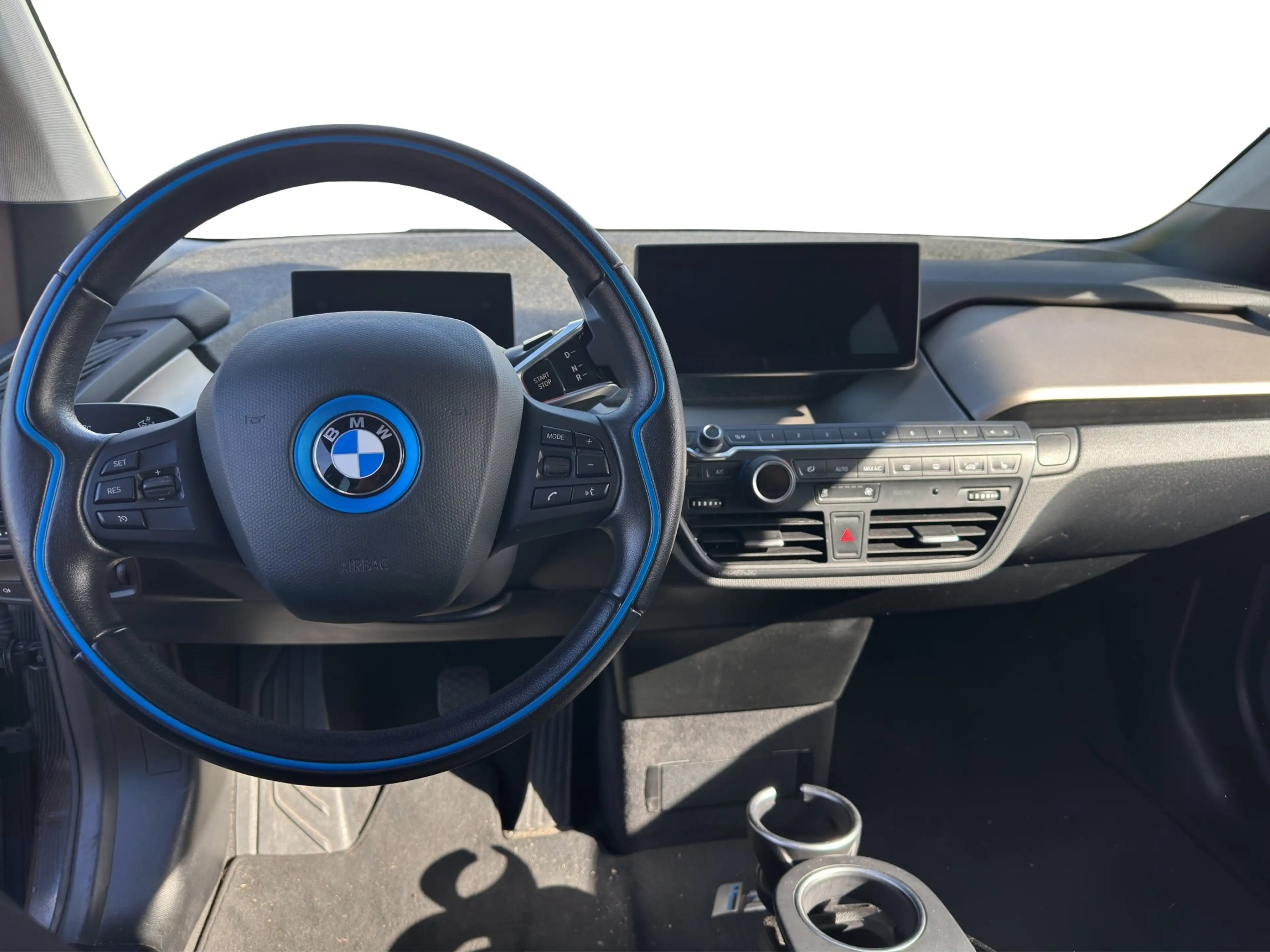 BMW i3 s 120 Ah NaviProf.RüKam.AppleCar.PDCvo+hi — photo 3