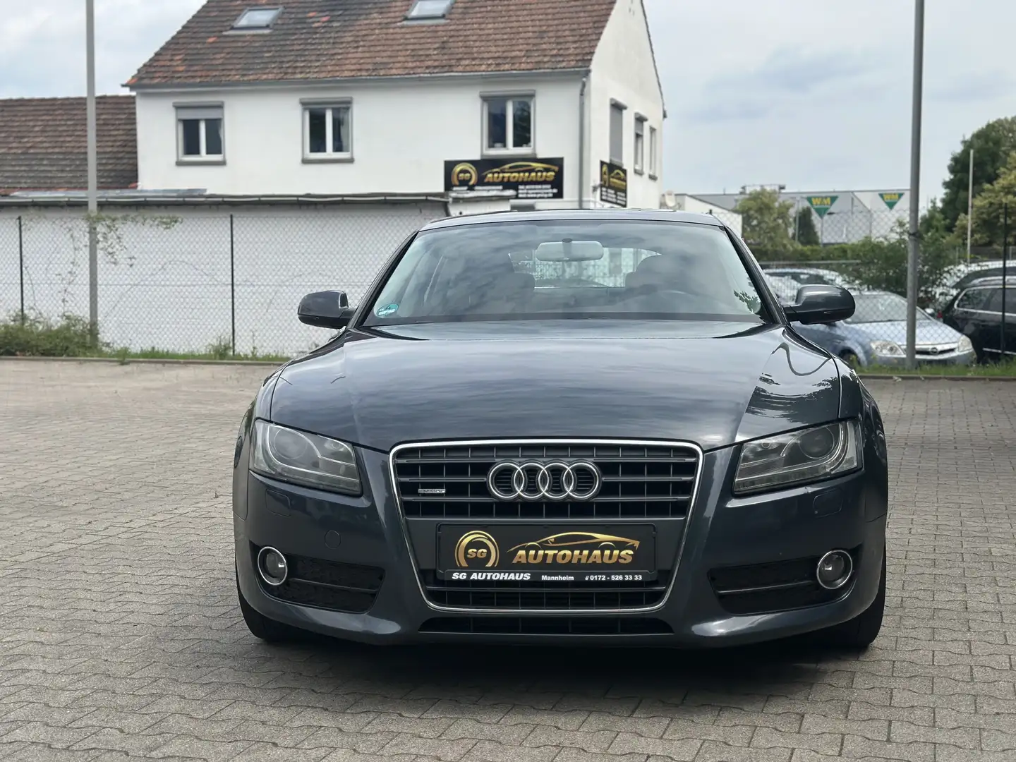 Audi A5 2.0 TFSI quattro (155kW) Grau - 1