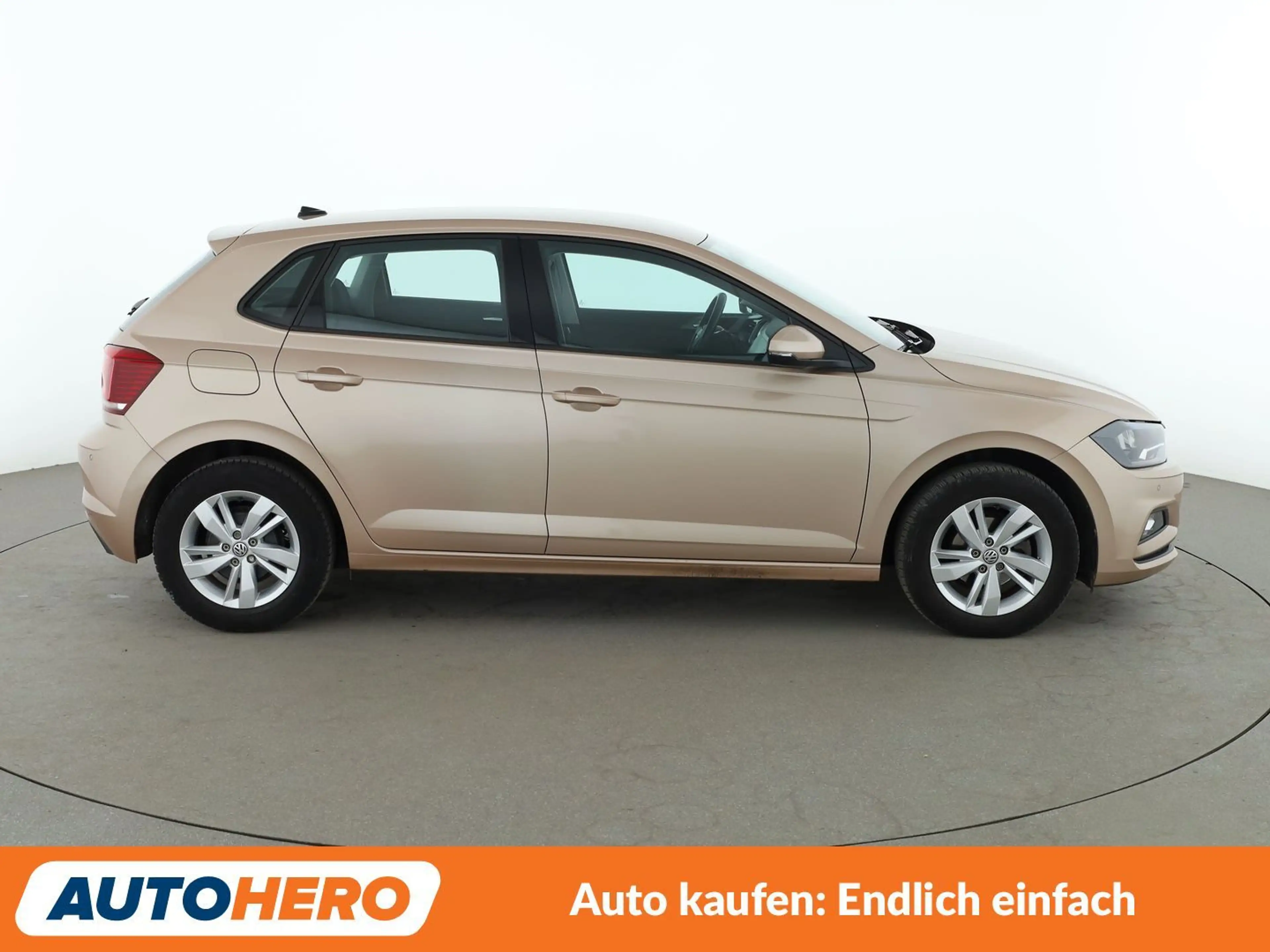 Volkswagen Polo 1.0 TSI Comfortline*NAVI*ACC*PDC* — photo 7
