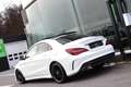 Mercedes-Benz CLA 250 i 211CV 4MATIC PACK AMG NIGHT BOITE AUTO PANO FULL Blanc - thumbnail 2