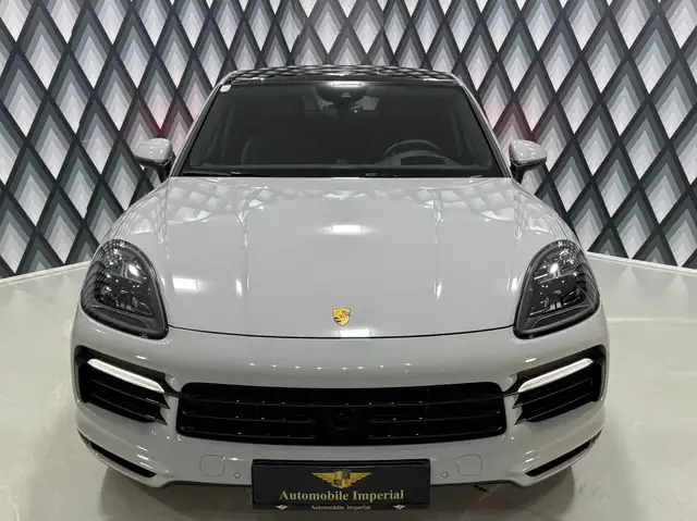 Porsche Cayenne E-Hybrid Coupe // APPROVED // 1. BESITZ // Ansicht 5