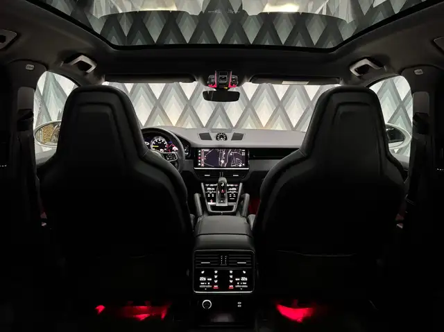 Porsche Cayenne E-Hybrid Coupe // APPROVED // 1. BESITZ // Ansicht 25