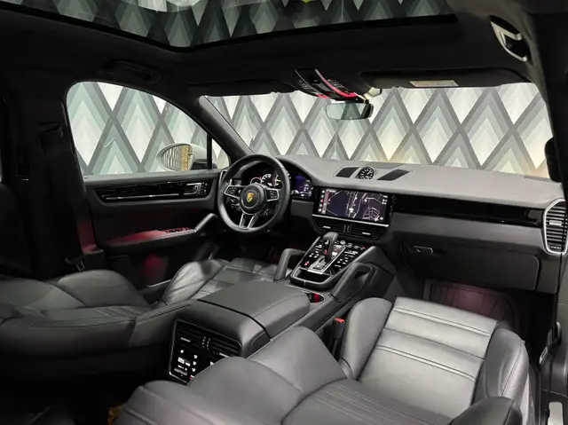 Porsche Cayenne E-Hybrid Coupe // APPROVED // 1. BESITZ // Ansicht 9