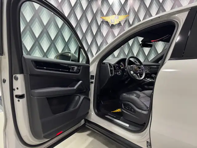 Porsche Cayenne E-Hybrid Coupe // APPROVED // 1. BESITZ // Ansicht 11