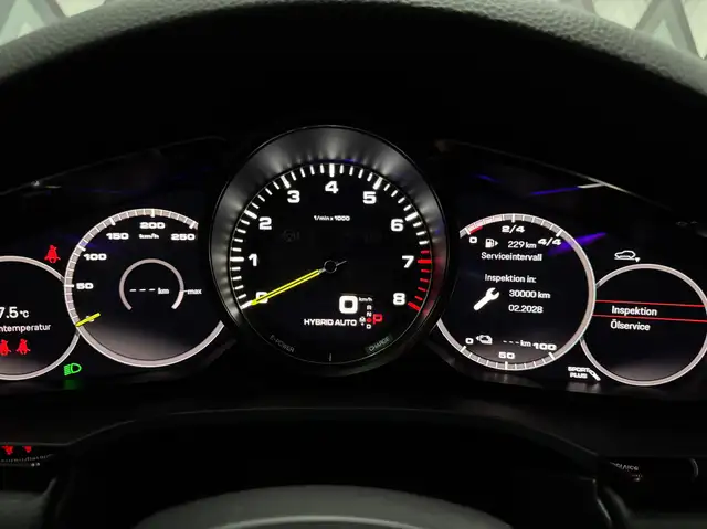 Porsche Cayenne E-Hybrid Coupe // APPROVED // 1. BESITZ // Ansicht 37