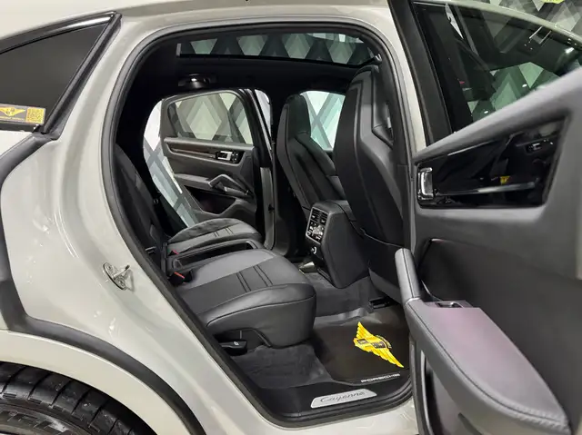 Porsche Cayenne E-Hybrid Coupe // APPROVED // 1. BESITZ // Ansicht 23