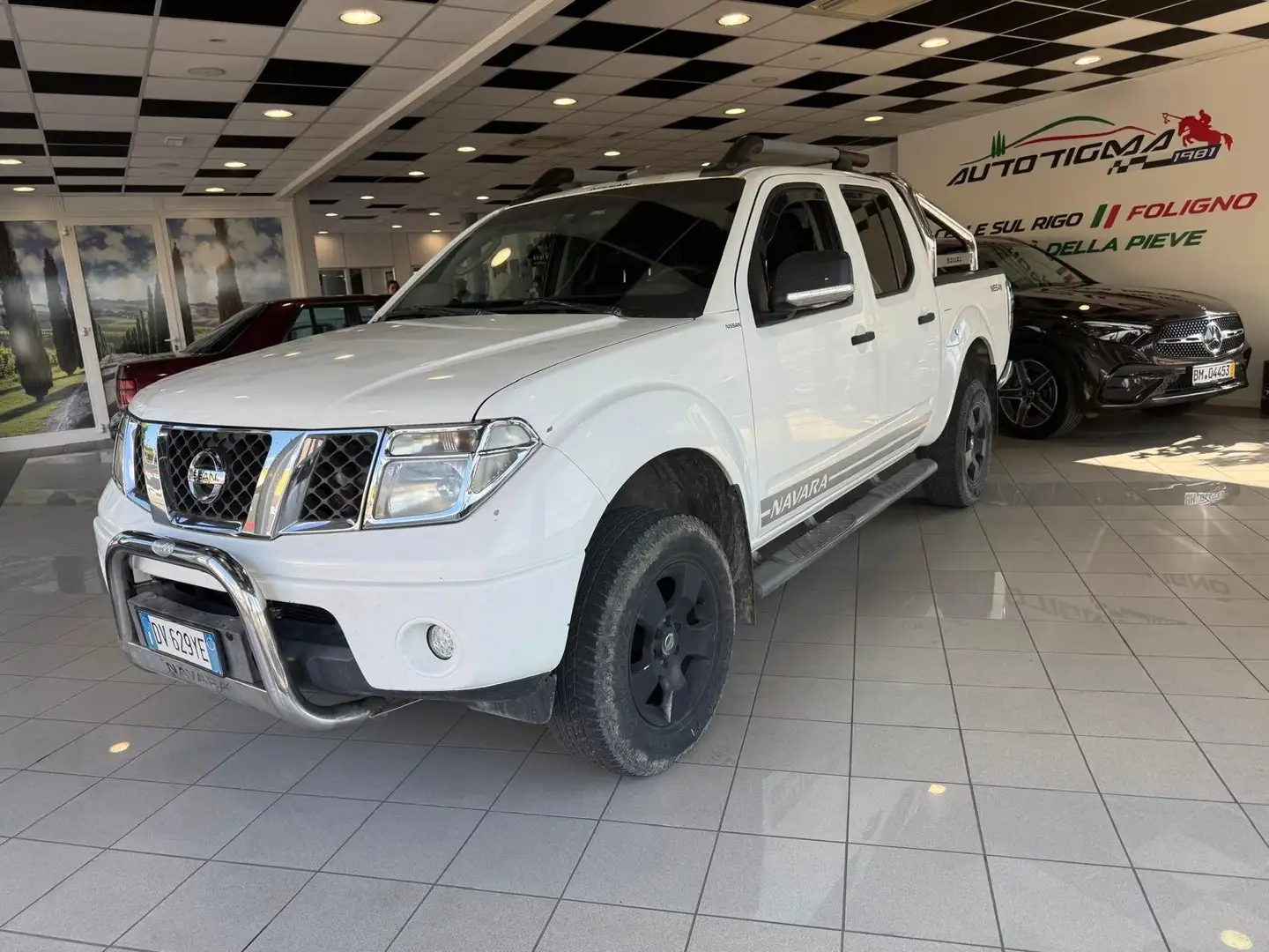Nissan Navara Navara 2005 d.cab 2.5 dci SE 174cv Blanc - 1