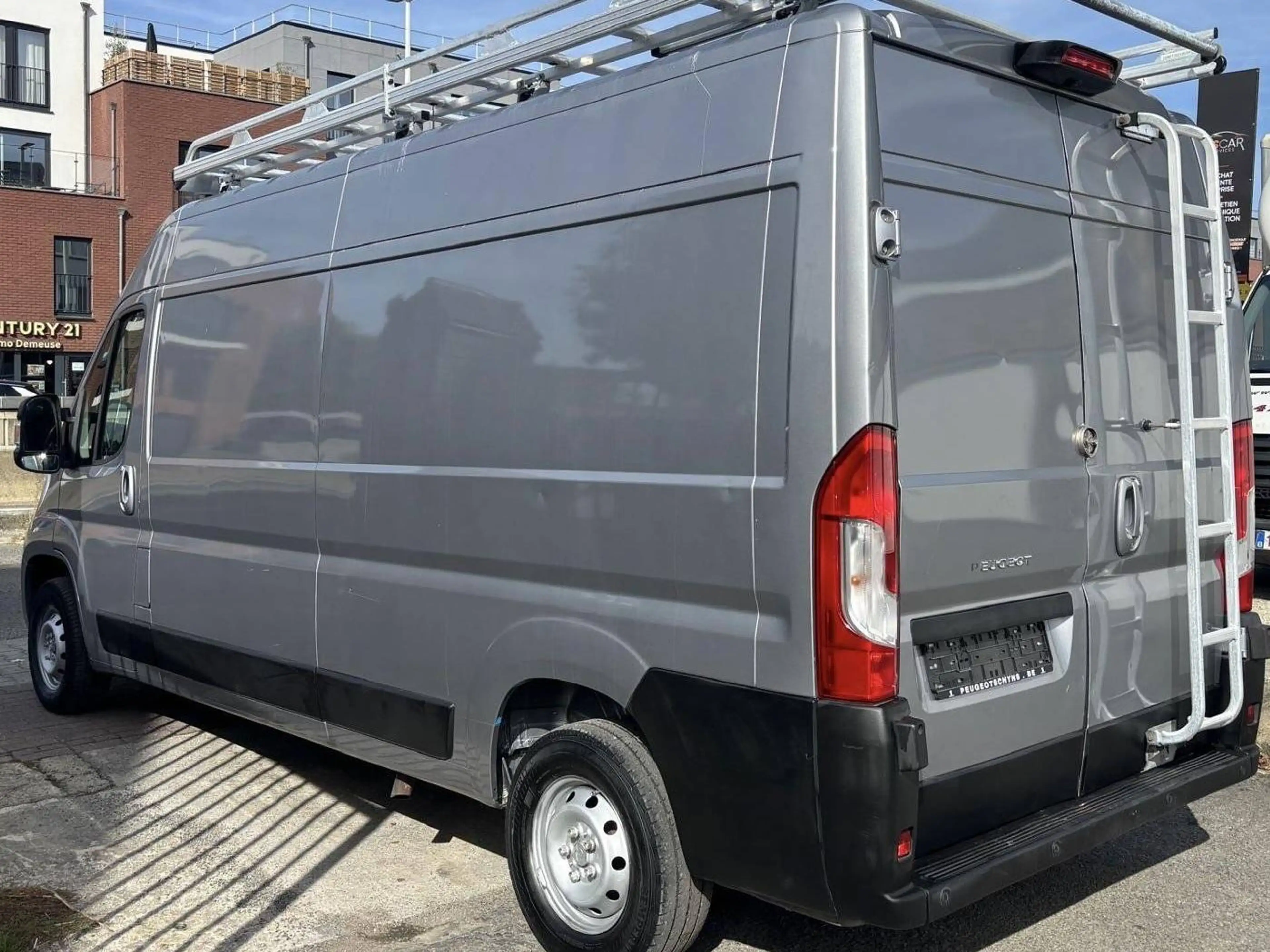 Peugeot Boxer 2.2 BlueHDi L3H2 | 14O CV — photo 7