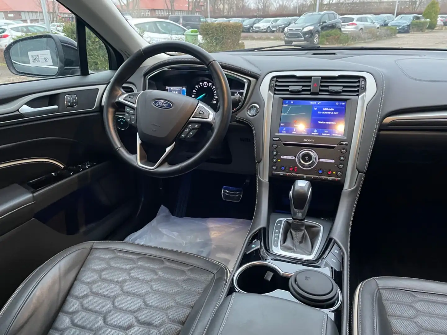 Ford Mondeo MHEV187 Kombi Vignale Sony/Leder/Navi/LED Schwarz - 2