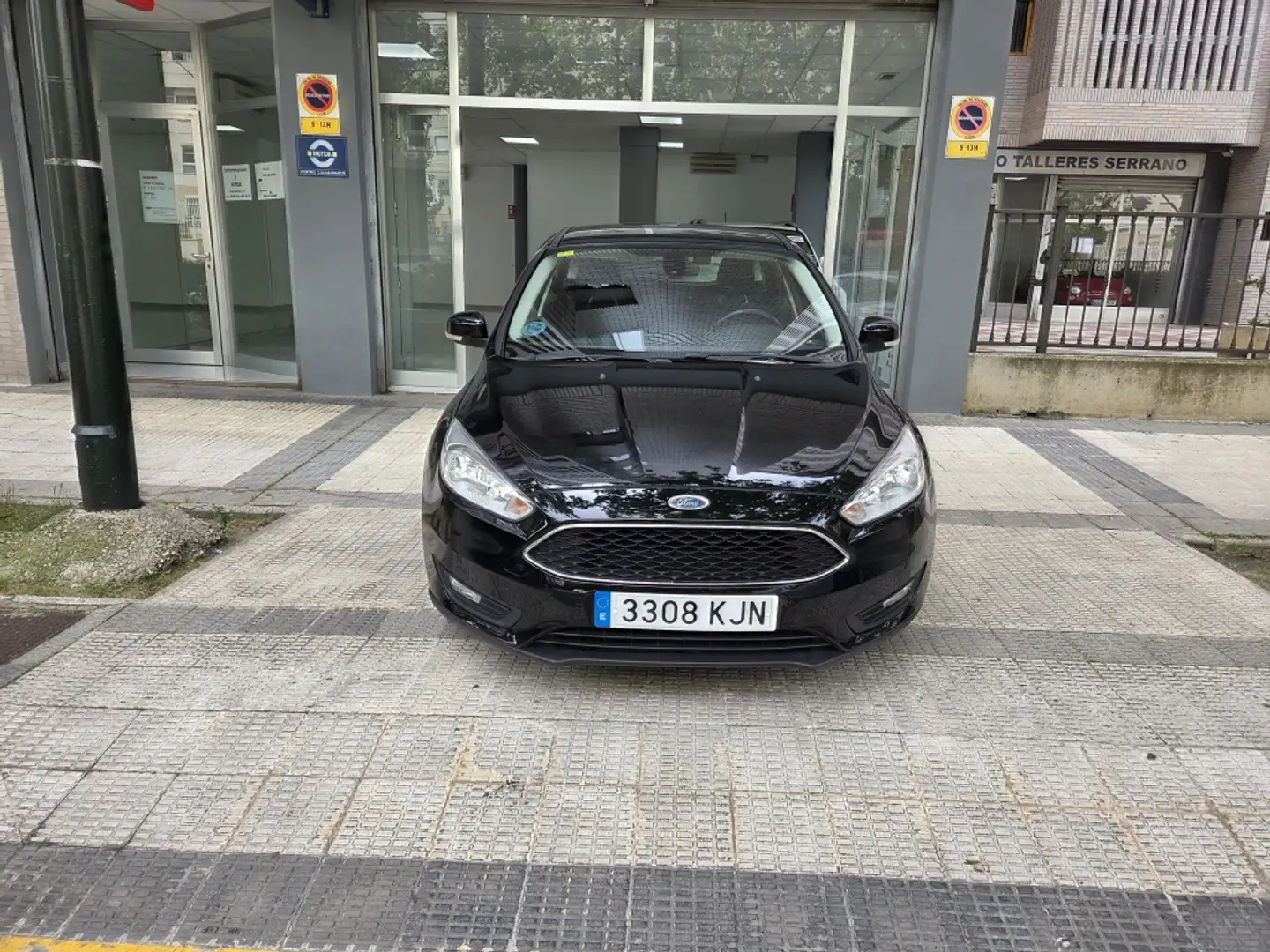 Ford Focus 1.0 Ecoboost Auto-S&S Trend+ 125 Negro - 2