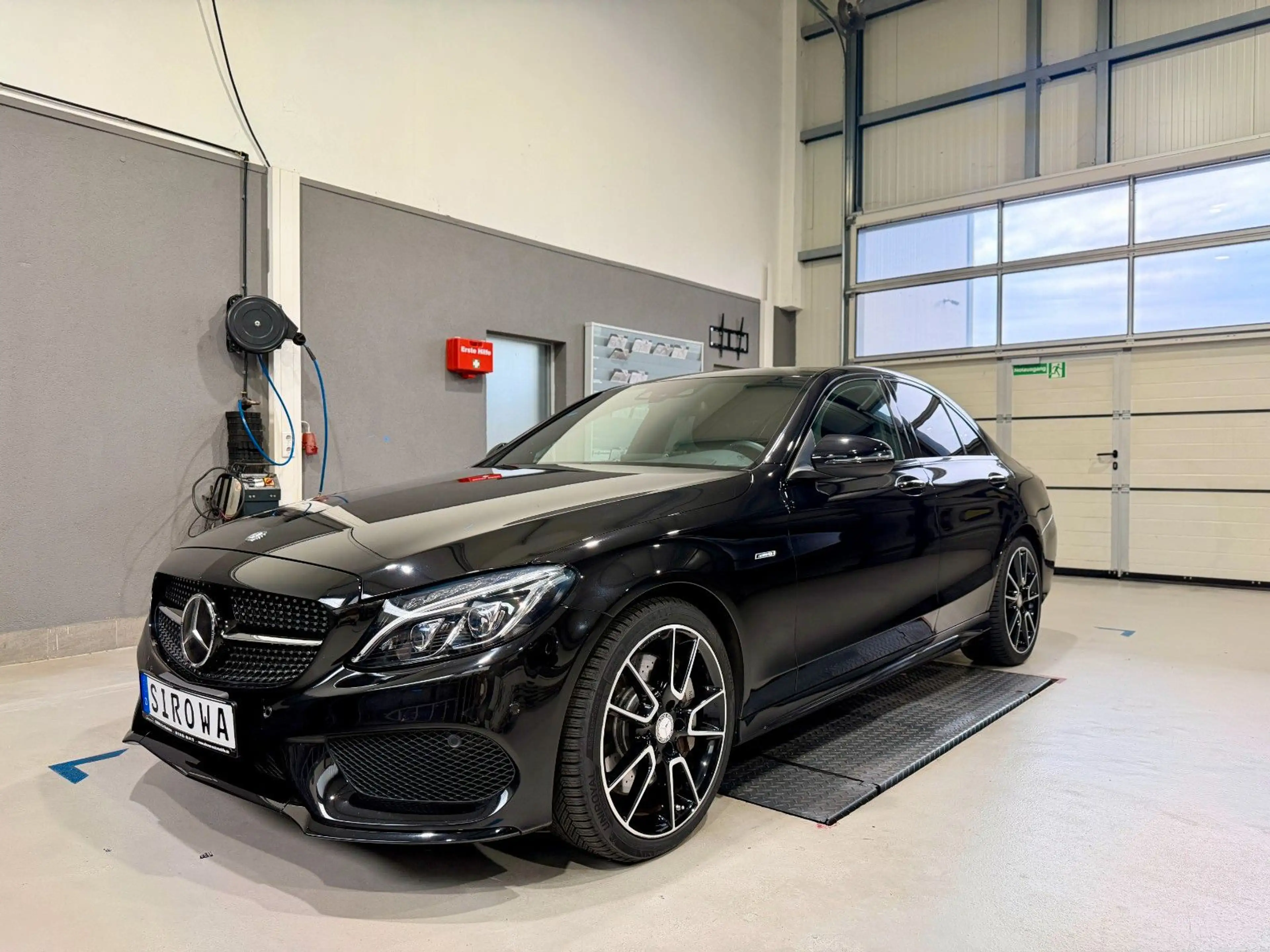 Mercedes-Benz C 450 — photo 2