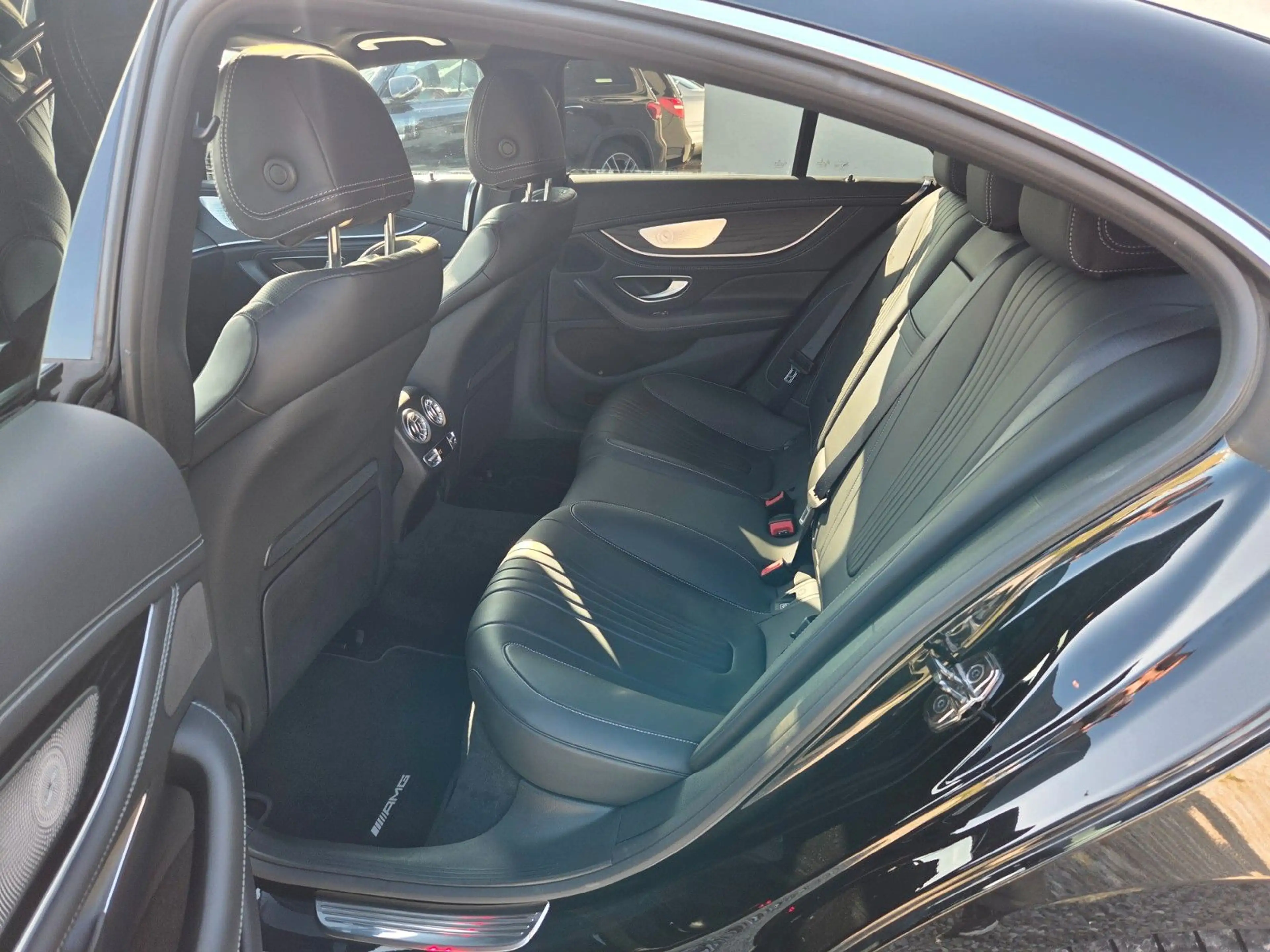 Mercedes-Benz CLS 450 4Matic AMG LINE Standh.*Burmester*ACC*.. — photo 32