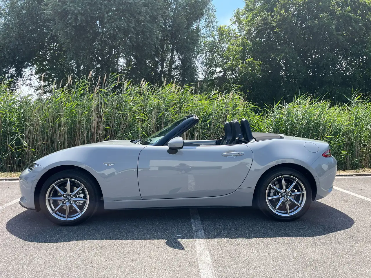 Mazda MX-5 1.5i / Bose / Leder / Camera / 4.989 km / Aero Gray /, миниатюра 27