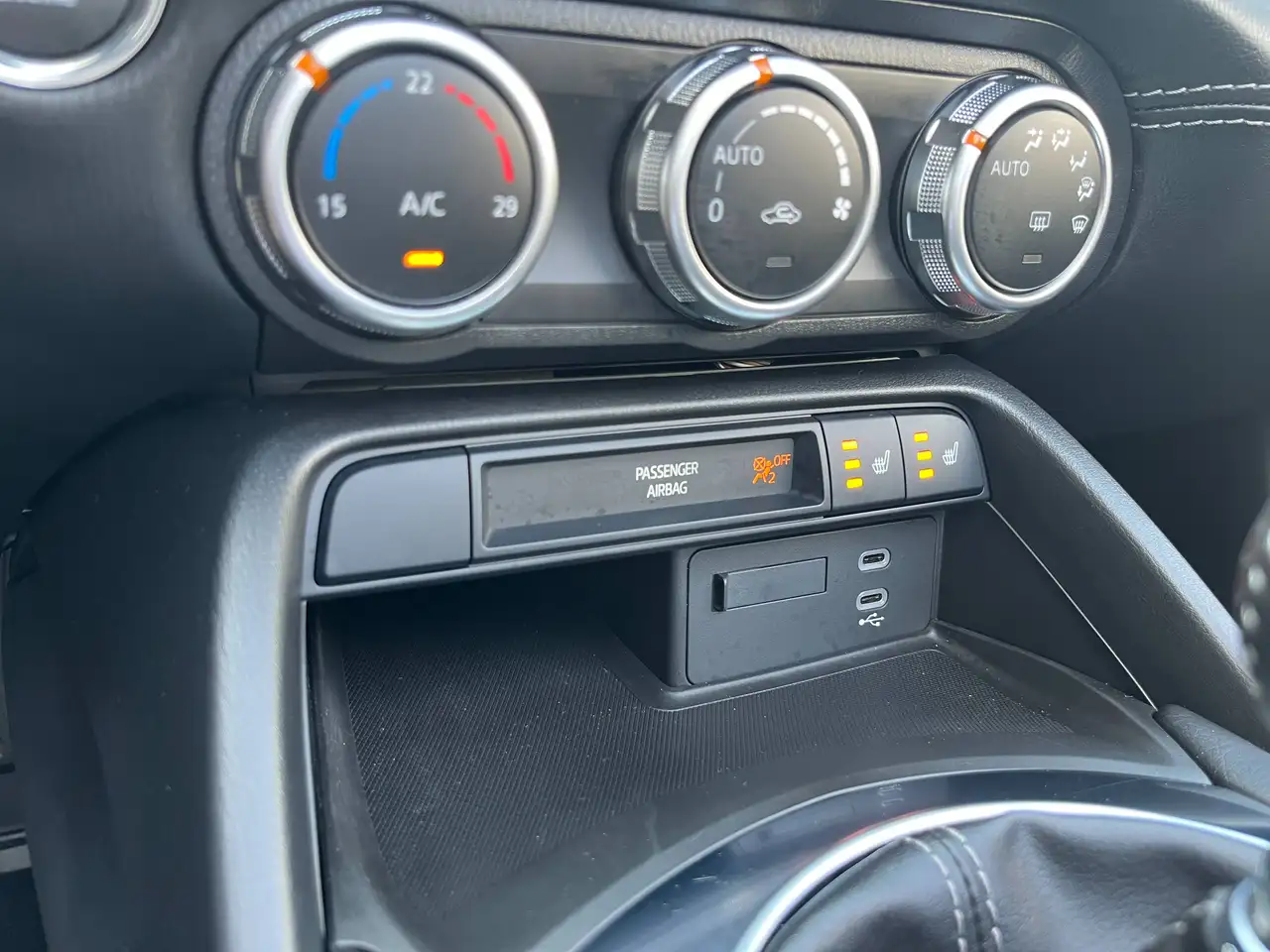 Mazda MX-5 1.5i / Bose / Leder / Camera / 4.989 km / Aero Gray /, миниатюра 12