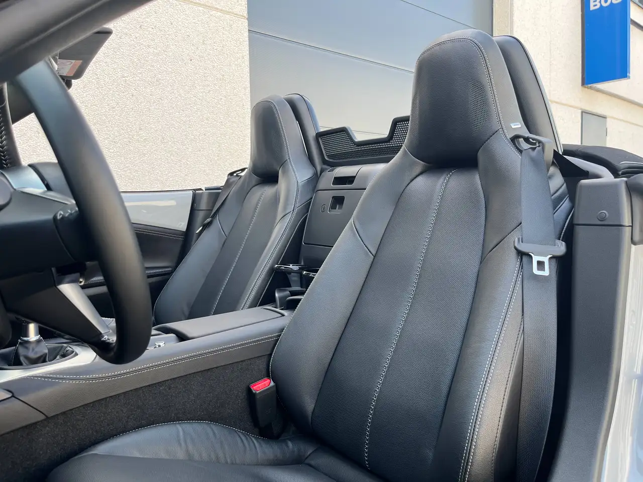 Mazda MX-5 1.5i / Bose / Leder / Camera / 4.989 km / Aero Gray /, миниатюра 8