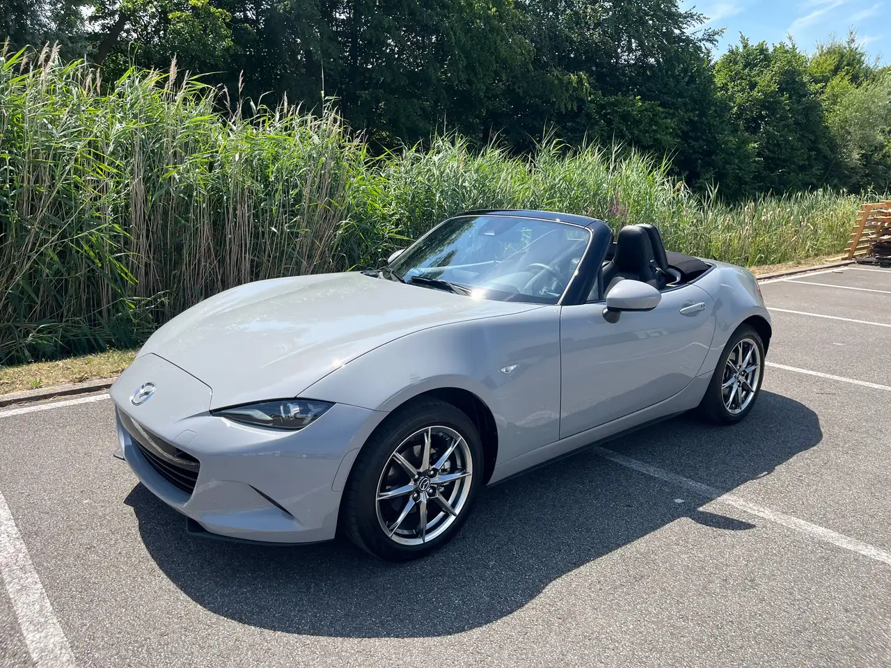 Mazda MX-5 1.5i / Bose / Leder / Camera / 4.989 km / Aero Gray /, миниатюра 28