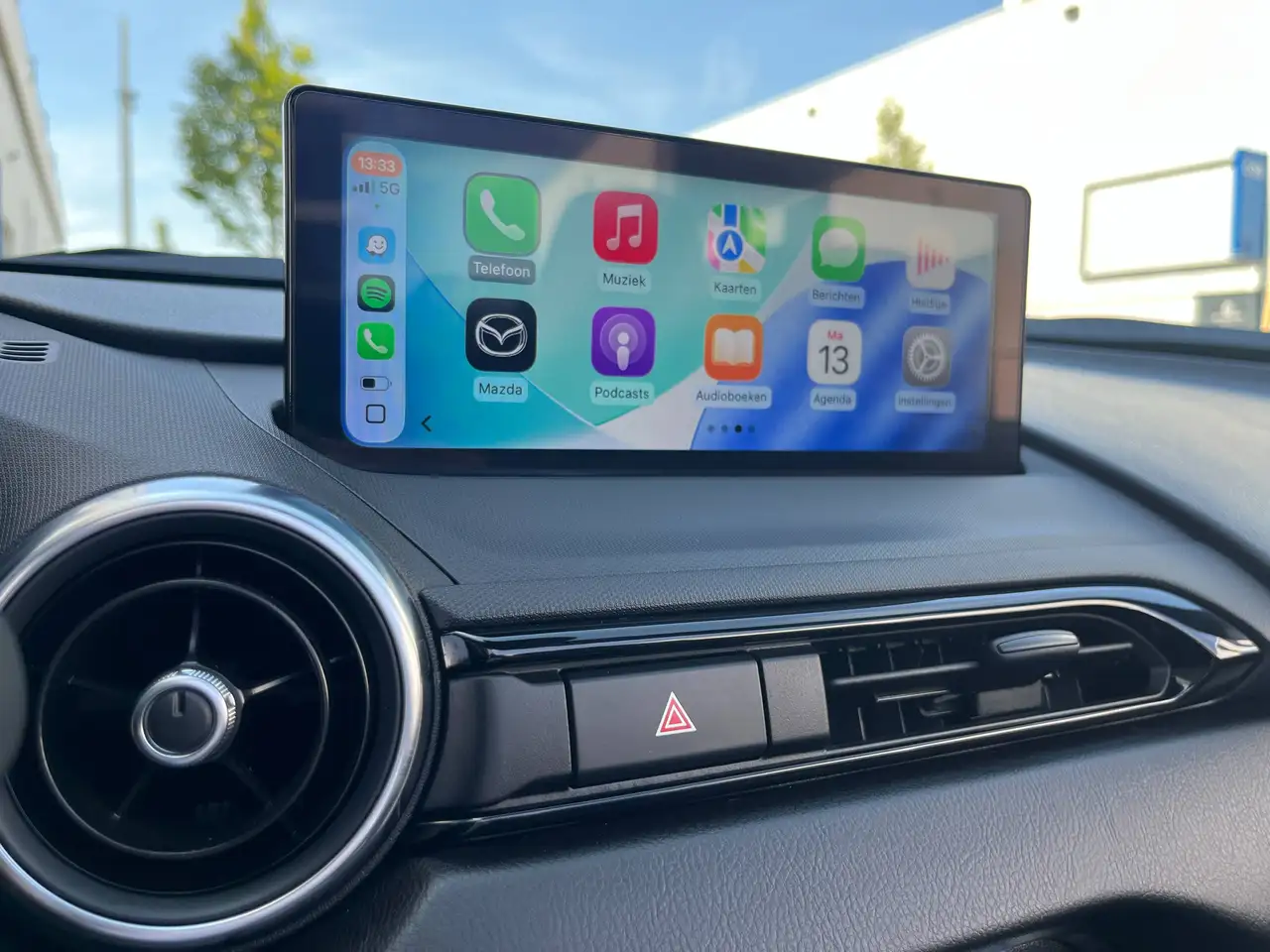 Mazda MX-5 1.5i / Bose / Leder / Camera / 4.989 km / Aero Gray /, миниатюра 10