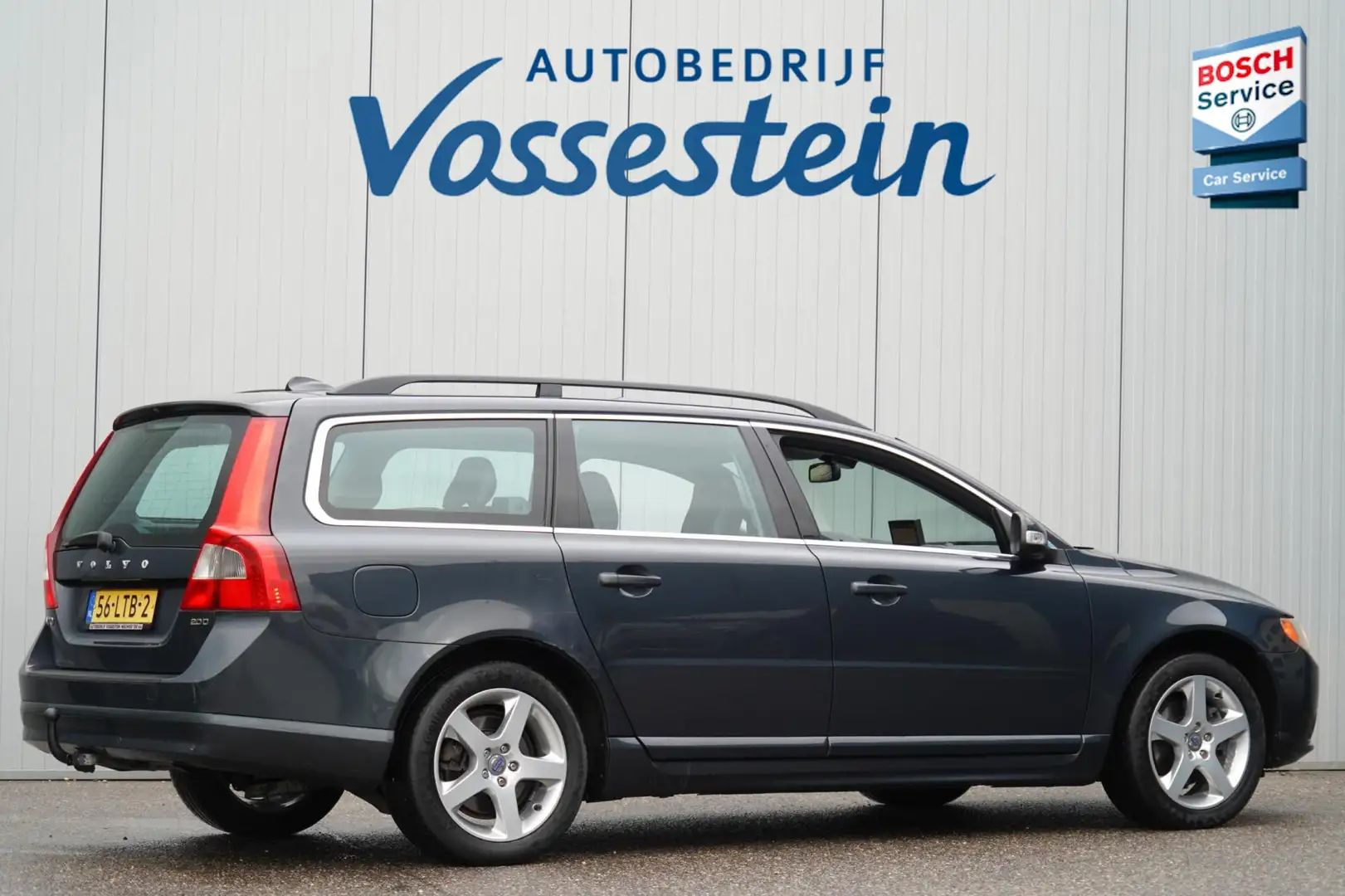 Volvo V70 2.0D Limited Edition / 2e Eigenaar / Nwe Distribut Grijs - 2