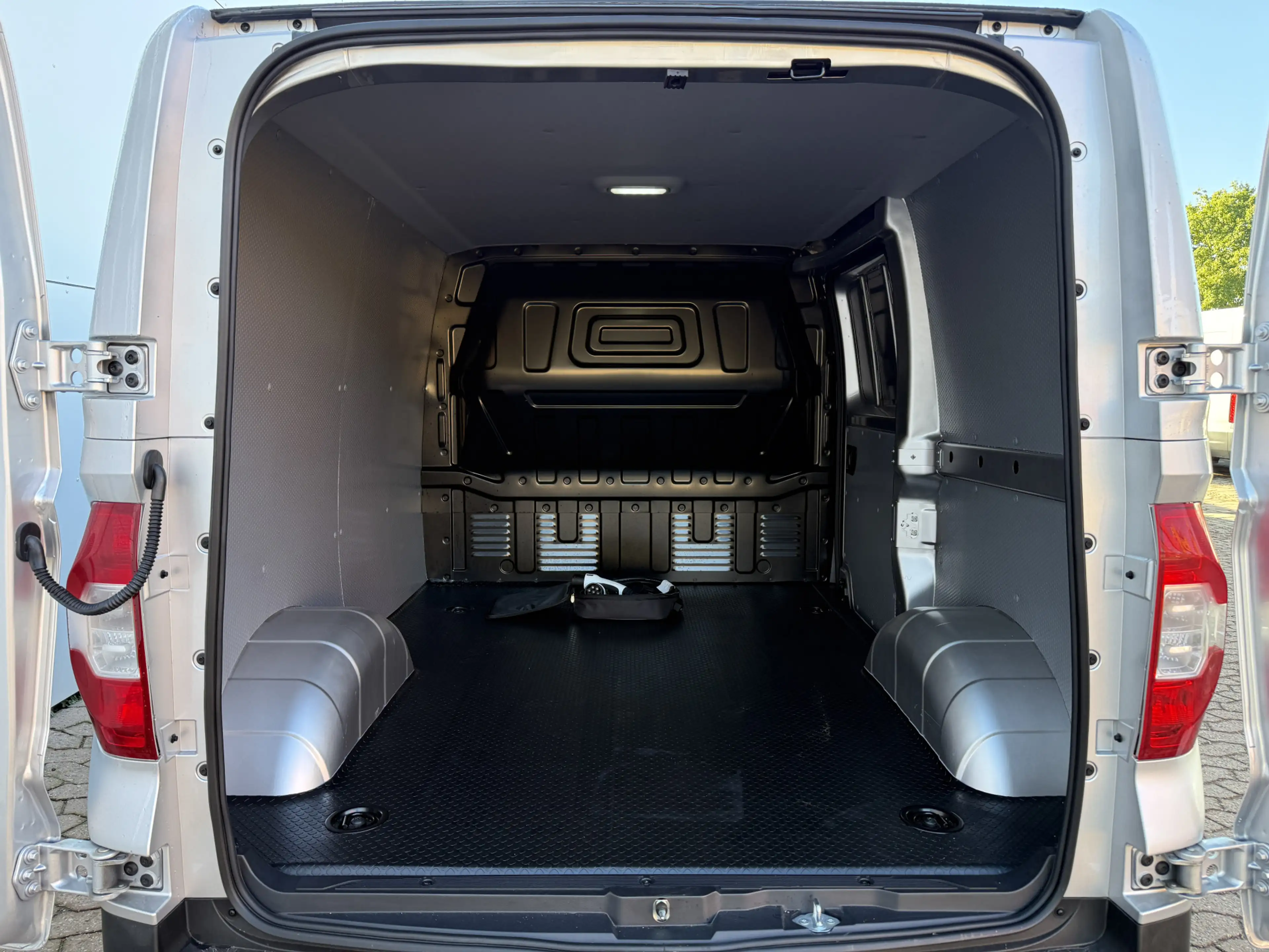 Maxus eDeliver 3 50kWh 122PK Elektrisch! L1 227km WLTP Cruise contr — photo 13
