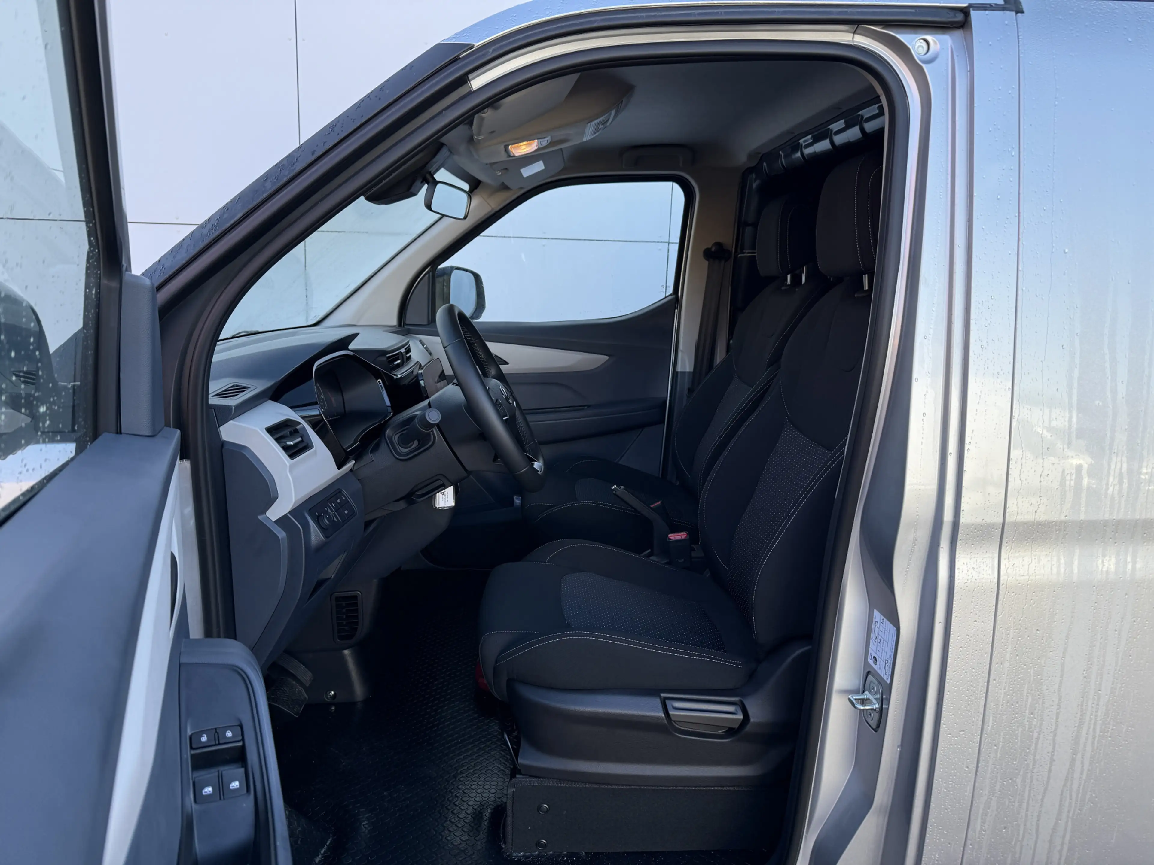 Maxus eDeliver 3 50kWh 122PK Elektrisch! L1 227km WLTP Cruise contr — photo 8
