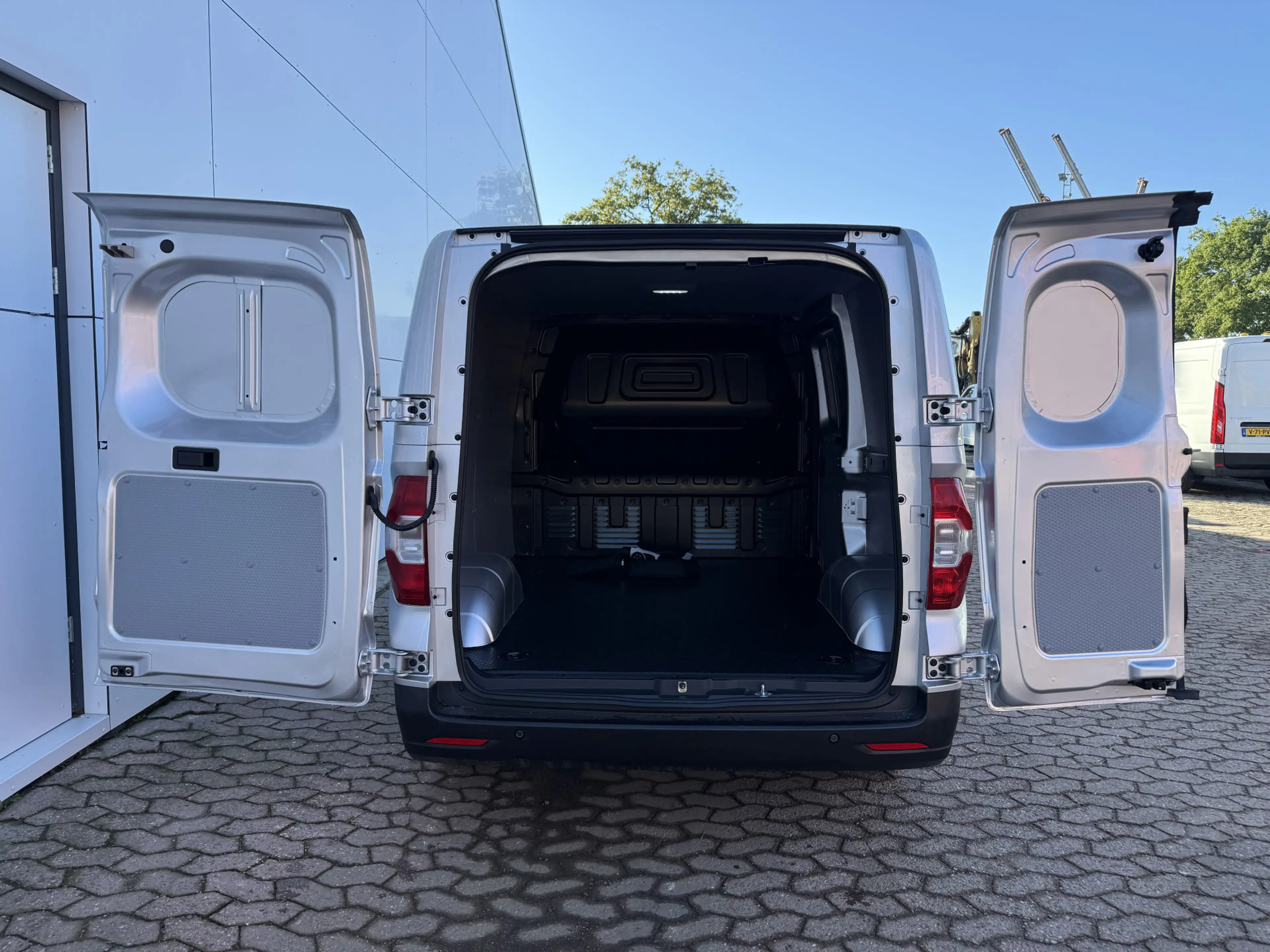 Maxus eDeliver 3 50kWh 122PK Elektrisch! L1 227km WLTP Cruise contr — photo 12