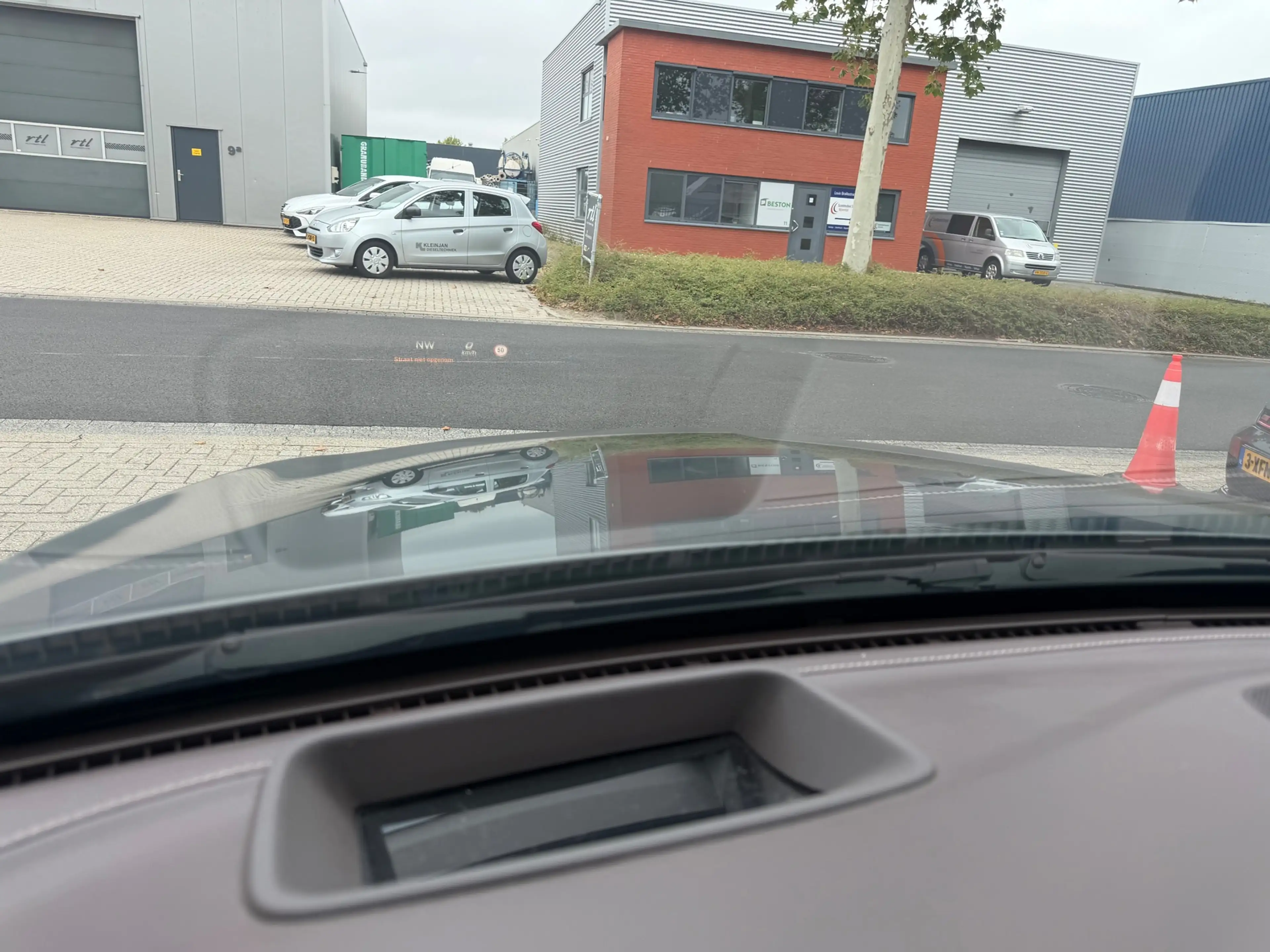 Mercedes-Benz C 400 Estate 4MATIC Prestige|Head-up|Pano|Trekhaak|Camer — photo 28