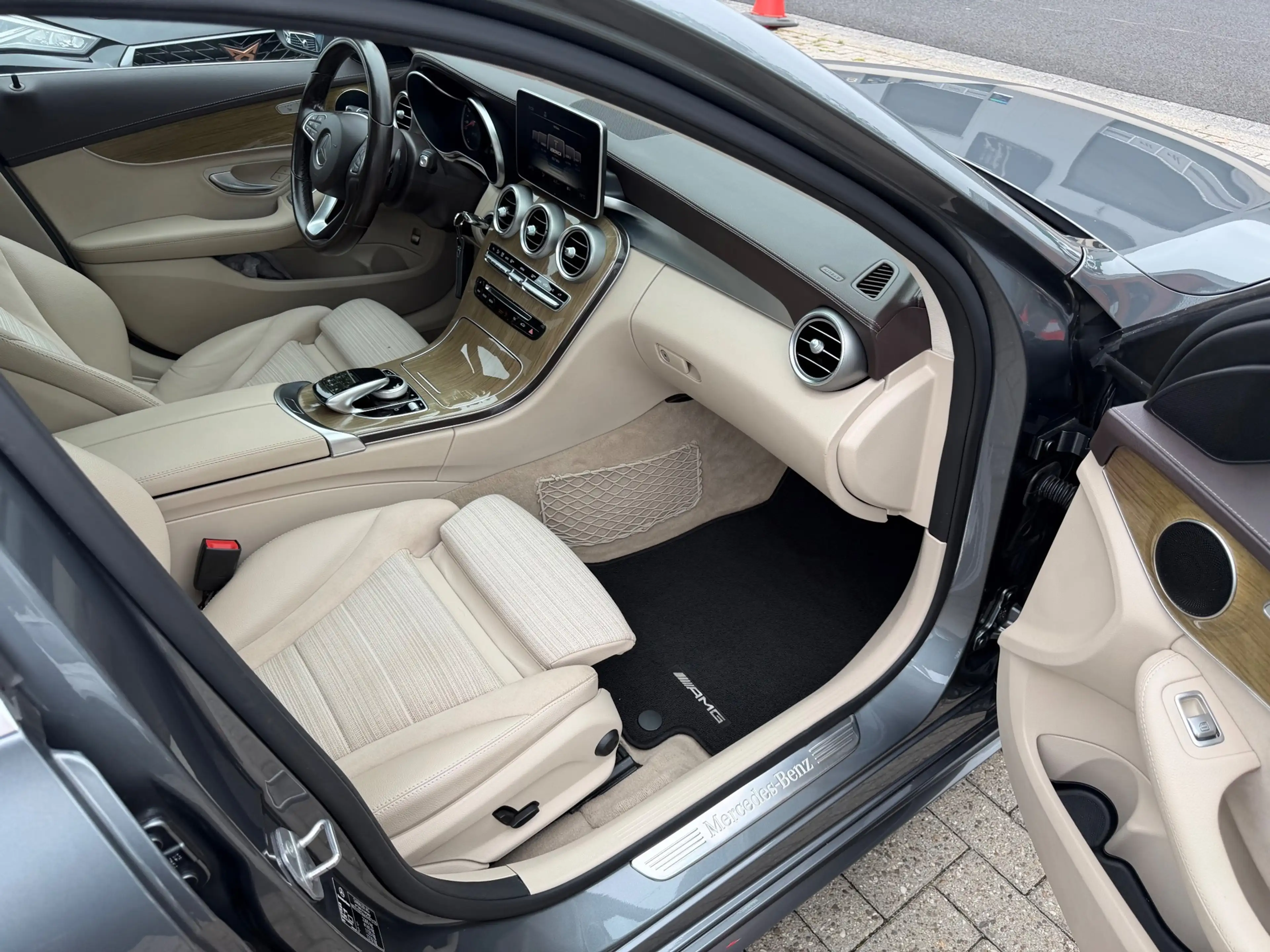 Mercedes-Benz C 400 Estate 4MATIC Prestige|Head-up|Pano|Trekhaak|Camer — photo 33