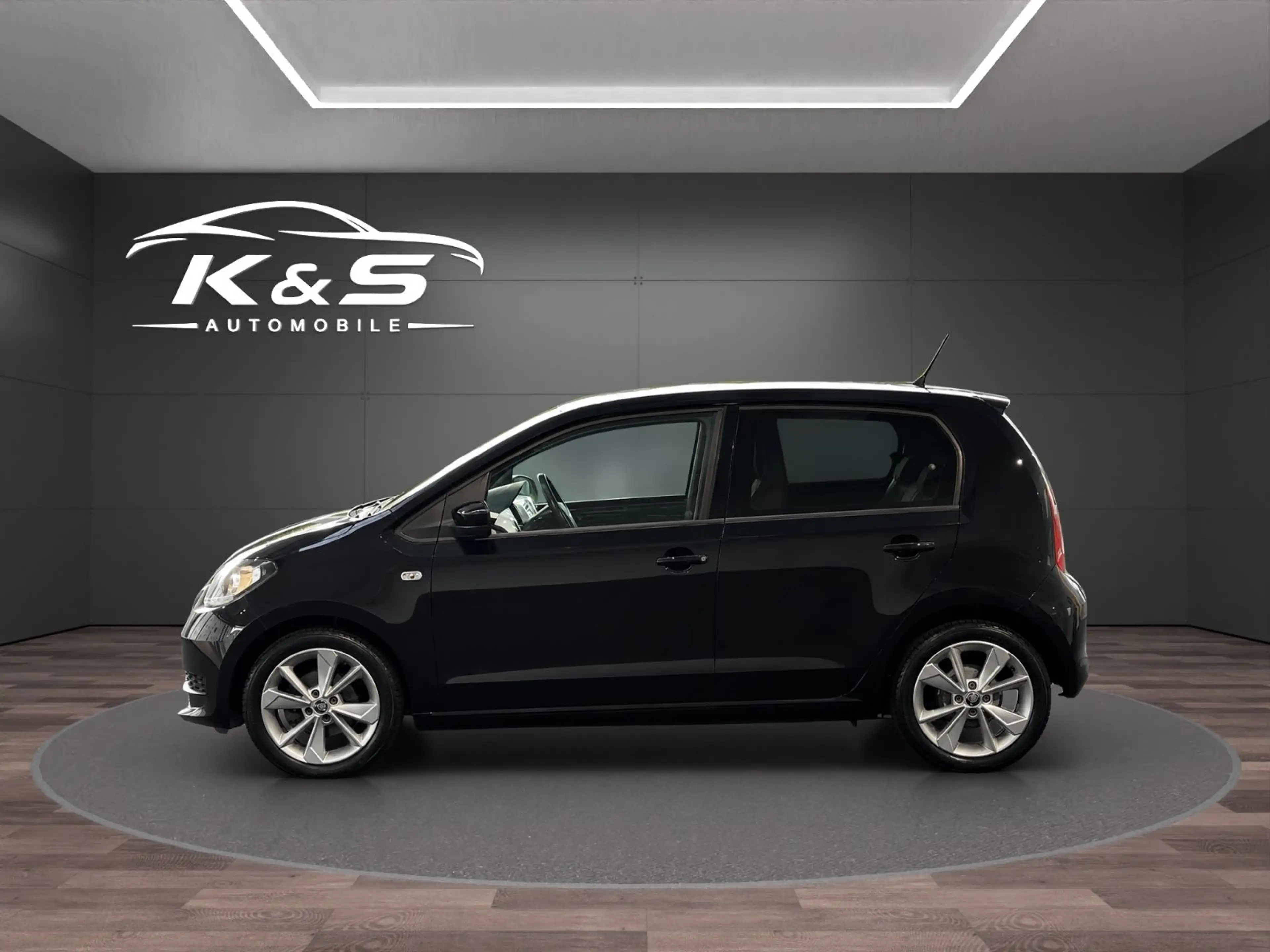 Skoda Citigo Fun*AUTOM*LED*TEMPO*SHZ*KLIMAAUTO* — photo 4