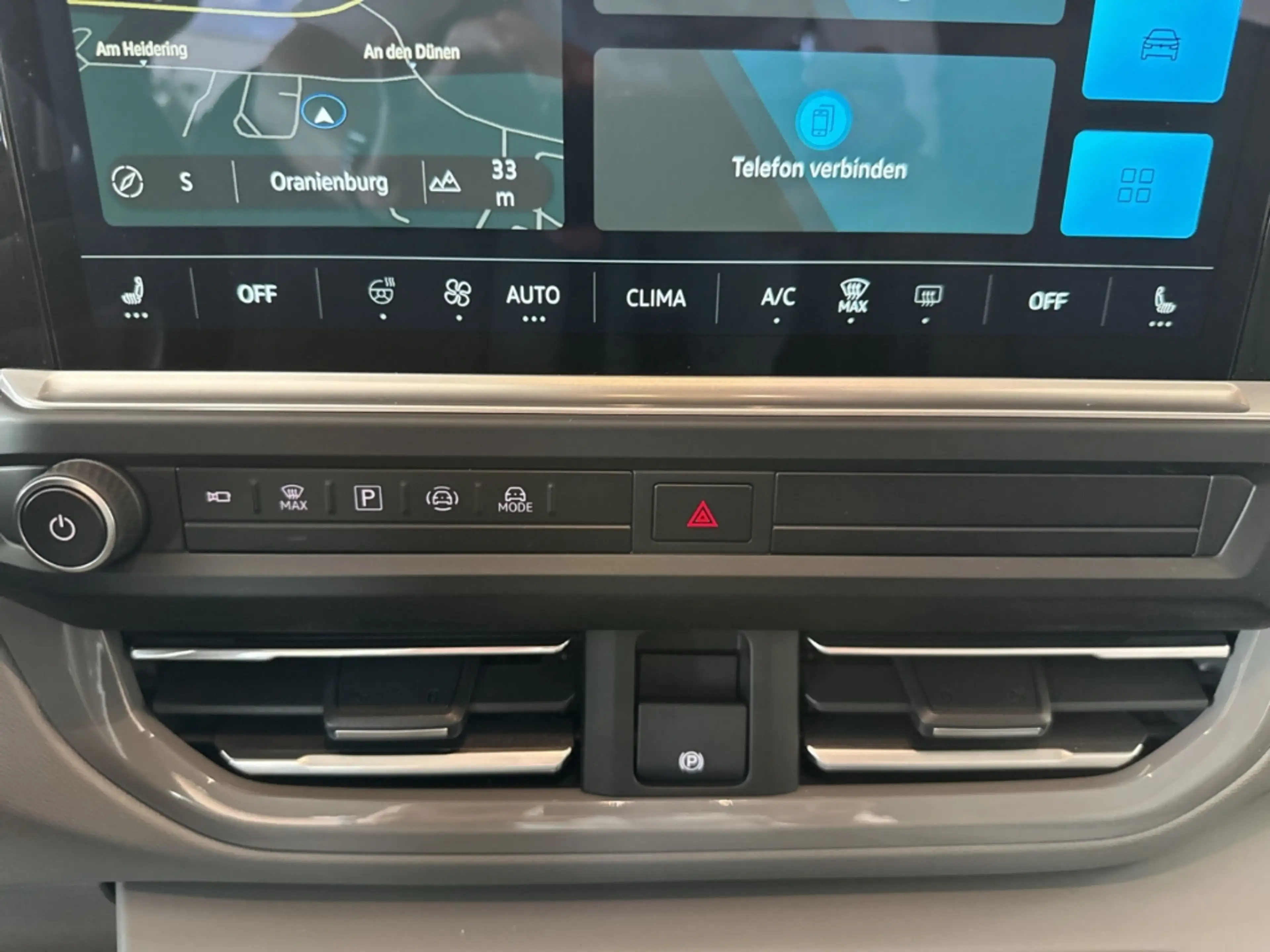 Volkswagen T7 Caravelle Style 2,0 TDI  8-Gang-Automatik KR  StandHZG AHK-k — photo 13