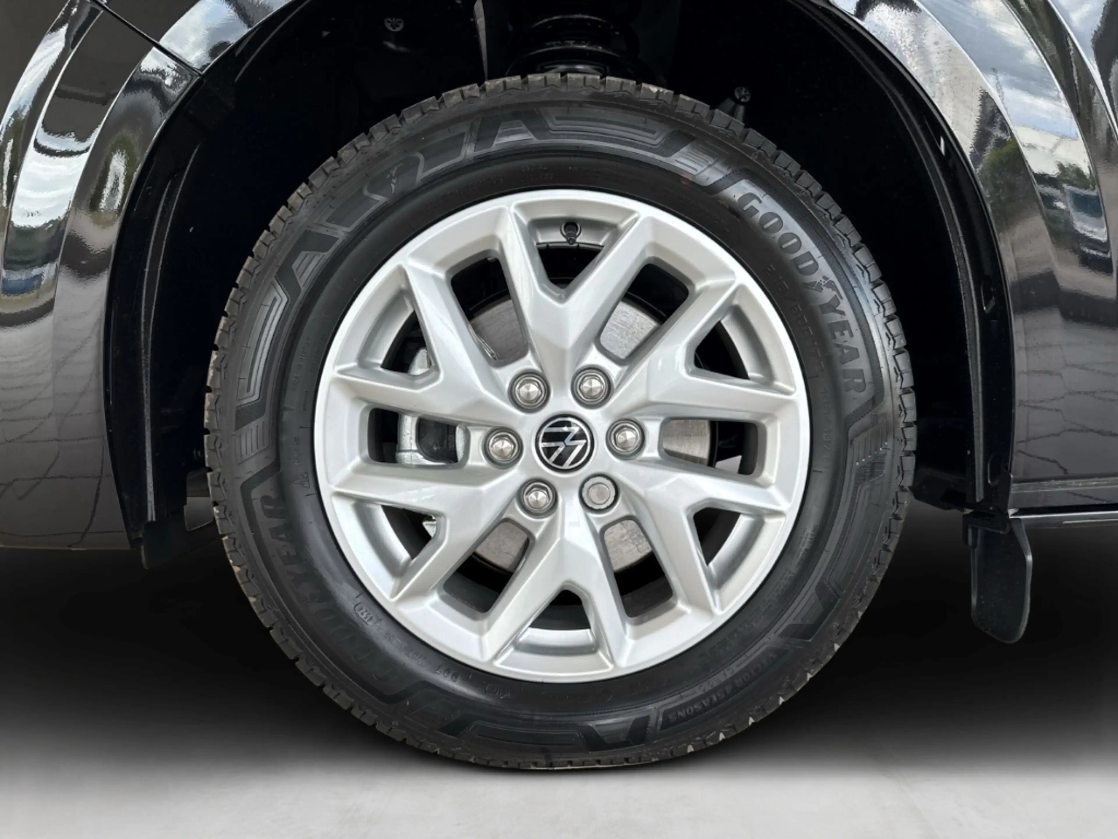 Volkswagen T7 Caravelle Style 2,0 TDI  8-Gang-Automatik KR  StandHZG AHK-k — photo 7