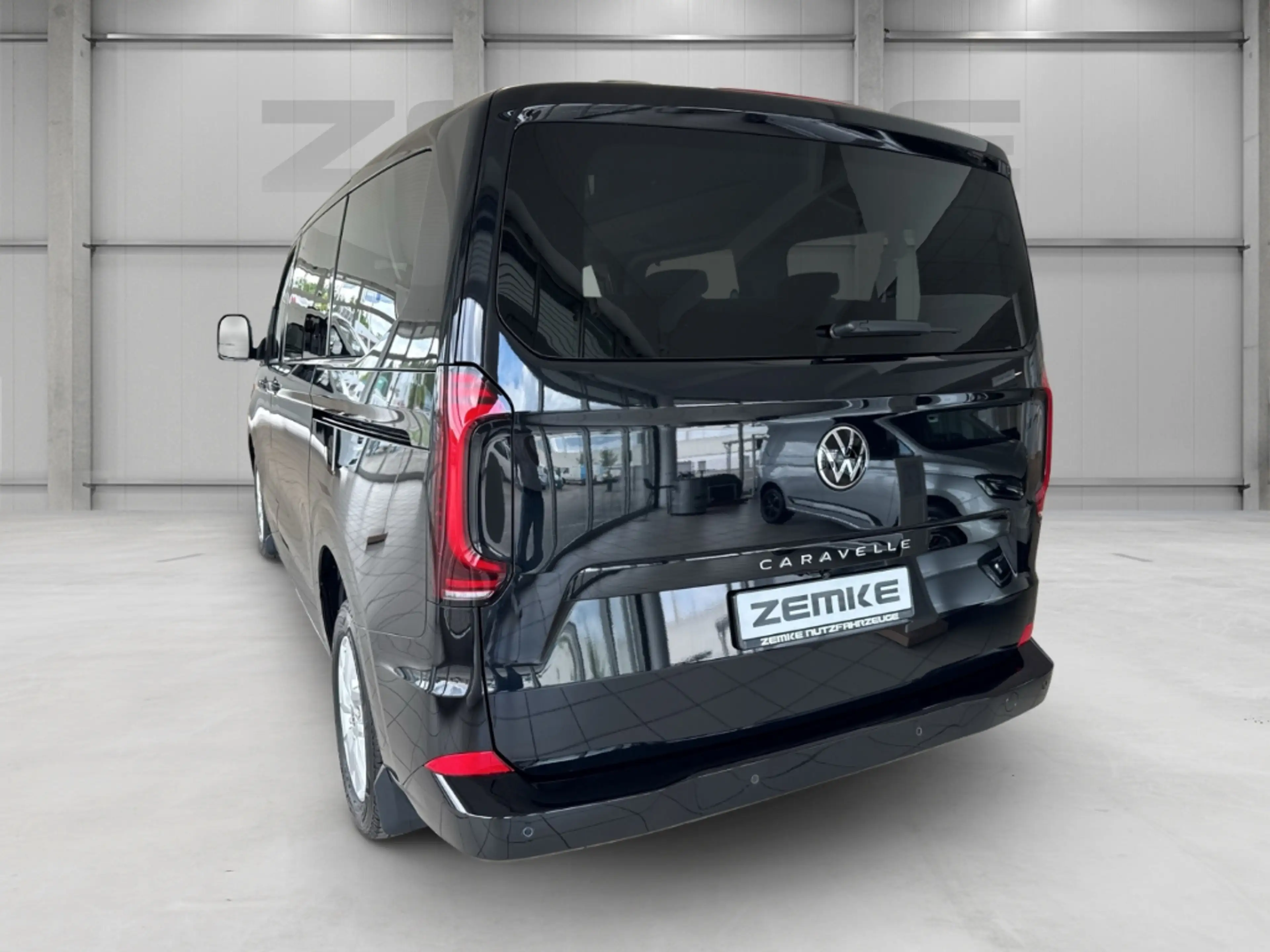 Volkswagen T7 Caravelle Style 2,0 TDI  8-Gang-Automatik KR  StandHZG AHK-k — photo 4